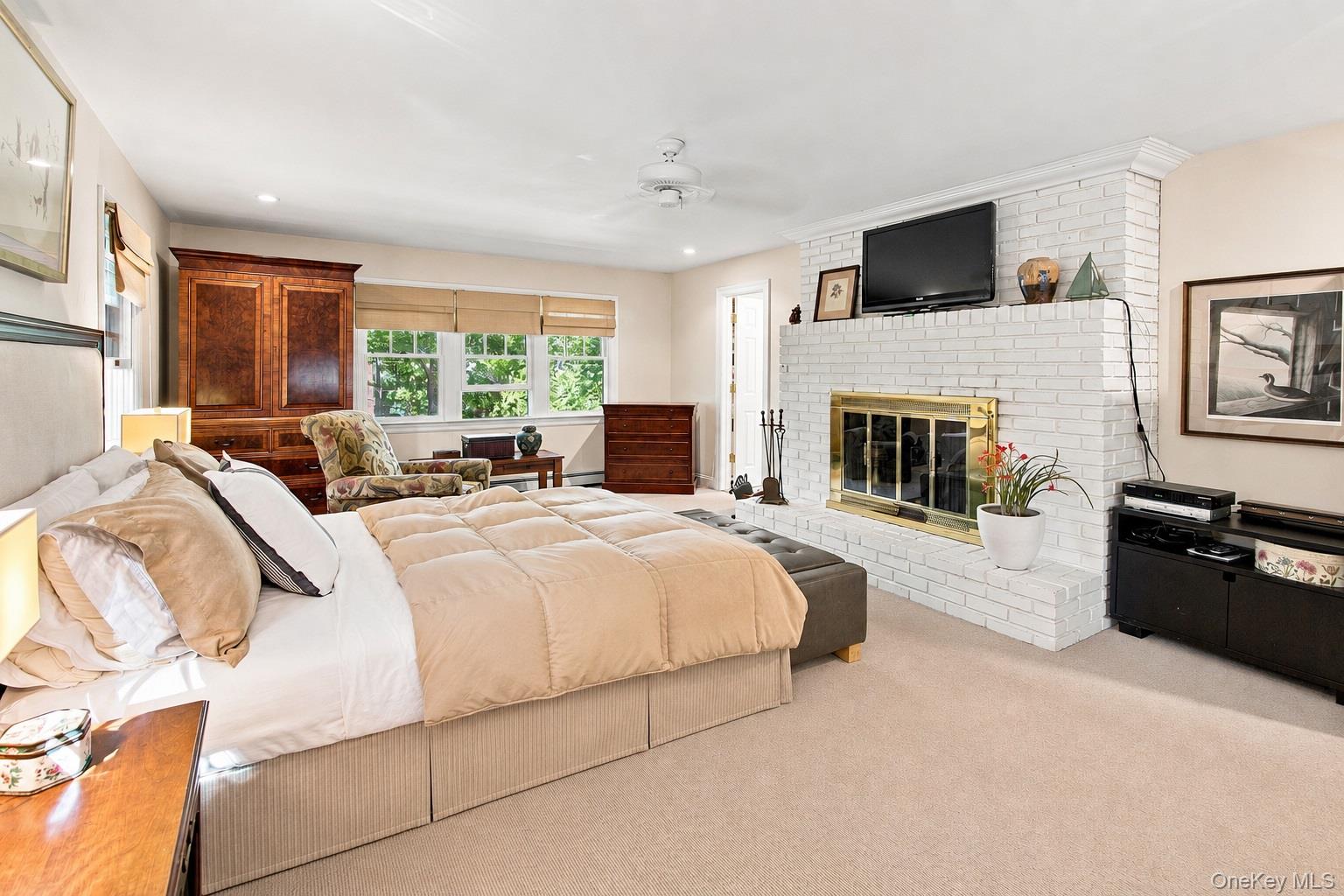 45 Shadyrest Drive – For Sale photo 13