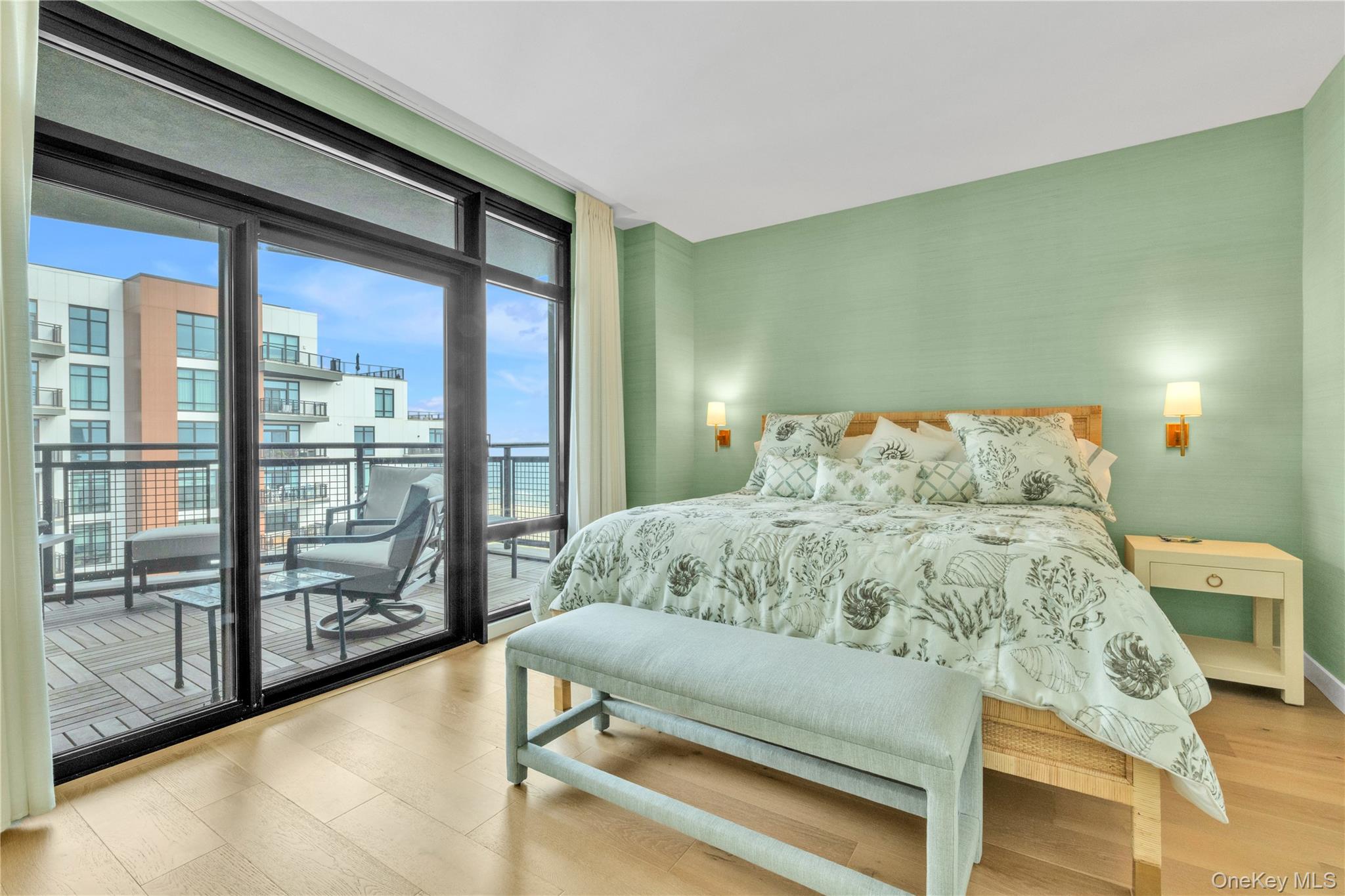 100 Boardwalk, Unit 904A photo 9