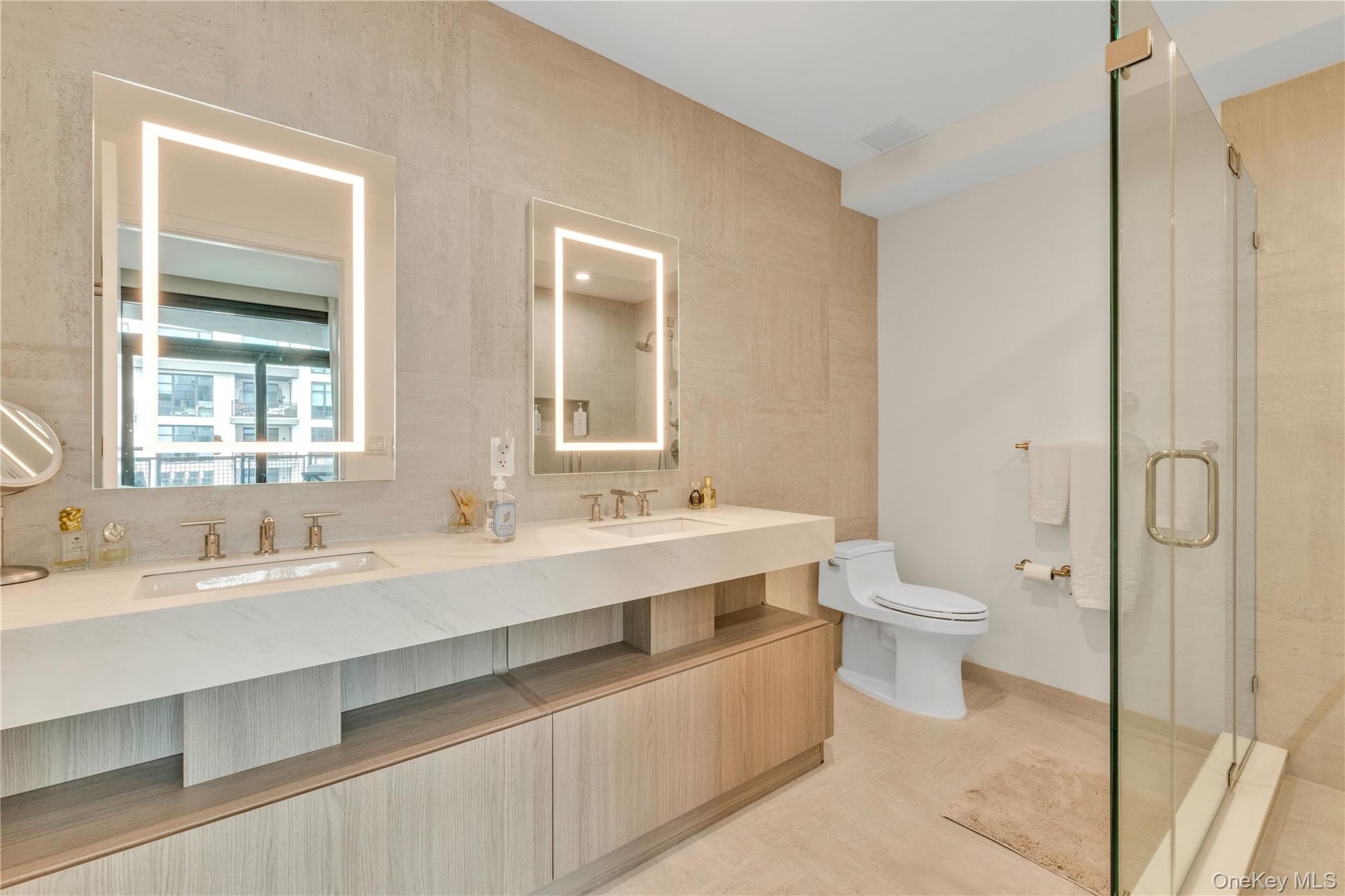 100 Boardwalk, Unit 904A photo 12