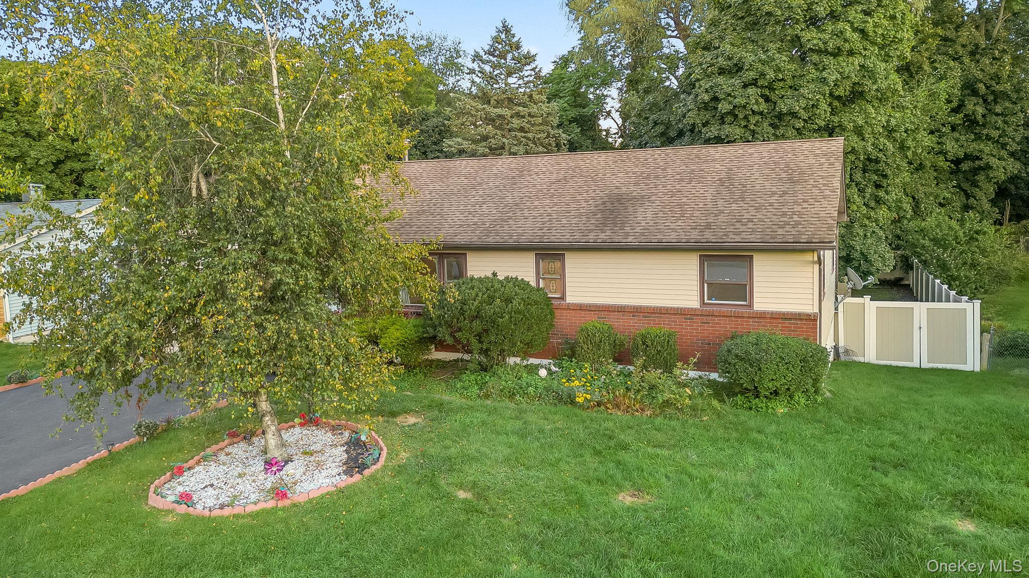 241 Garden Street – For Sale photo 3