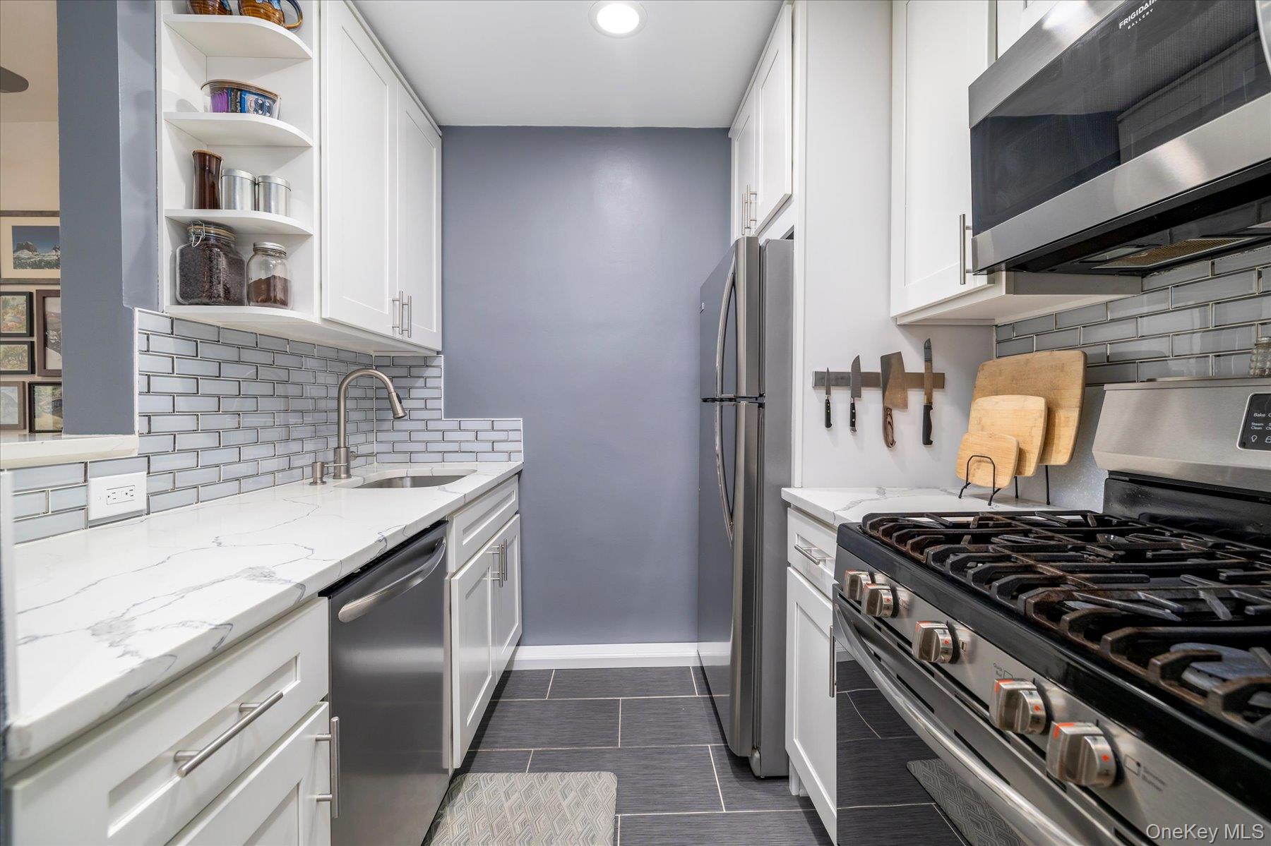 1 E Broadway Ave, Unit 3C photo 5