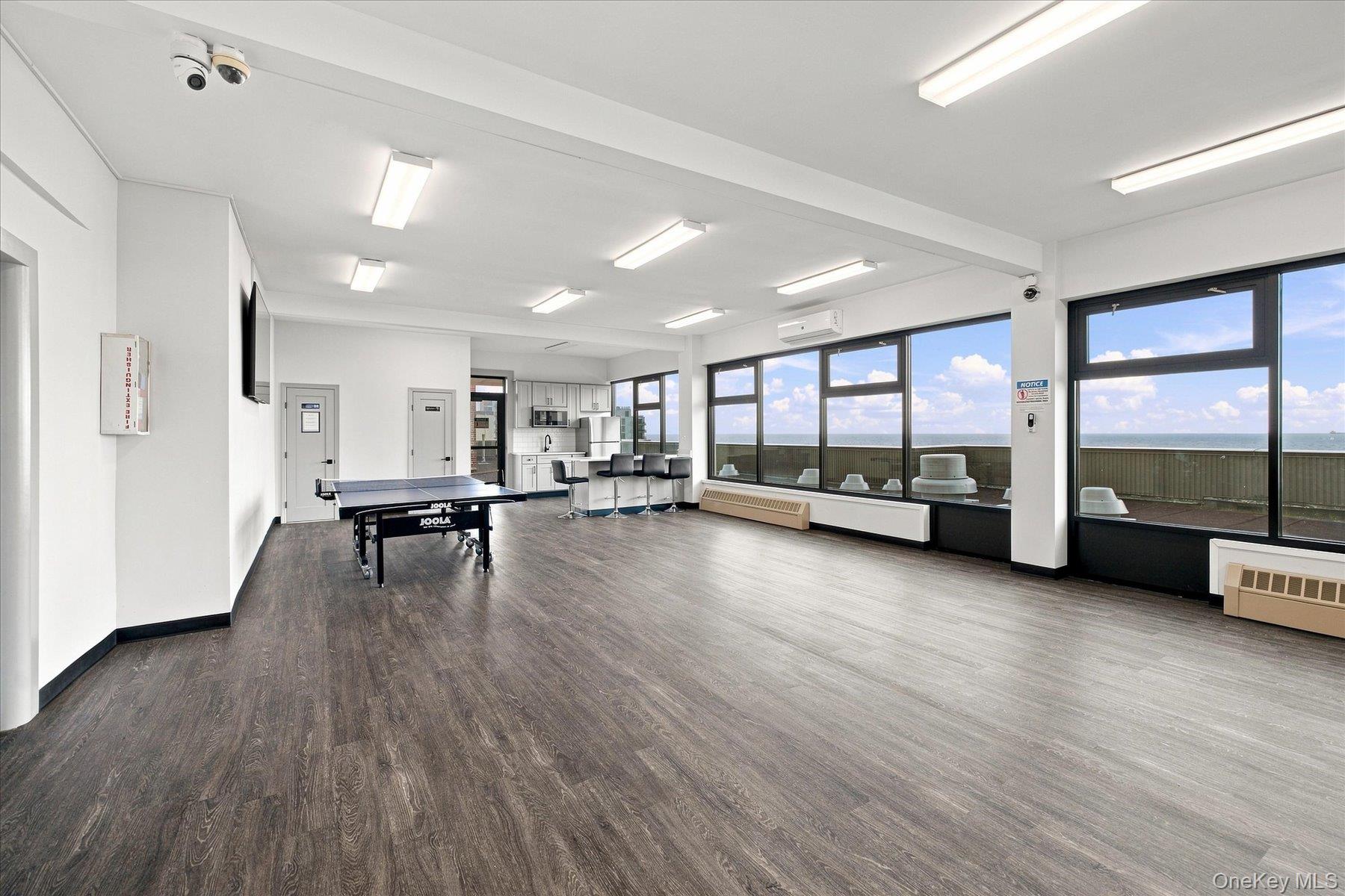 1 E Broadway Ave, Unit 3C photo 16