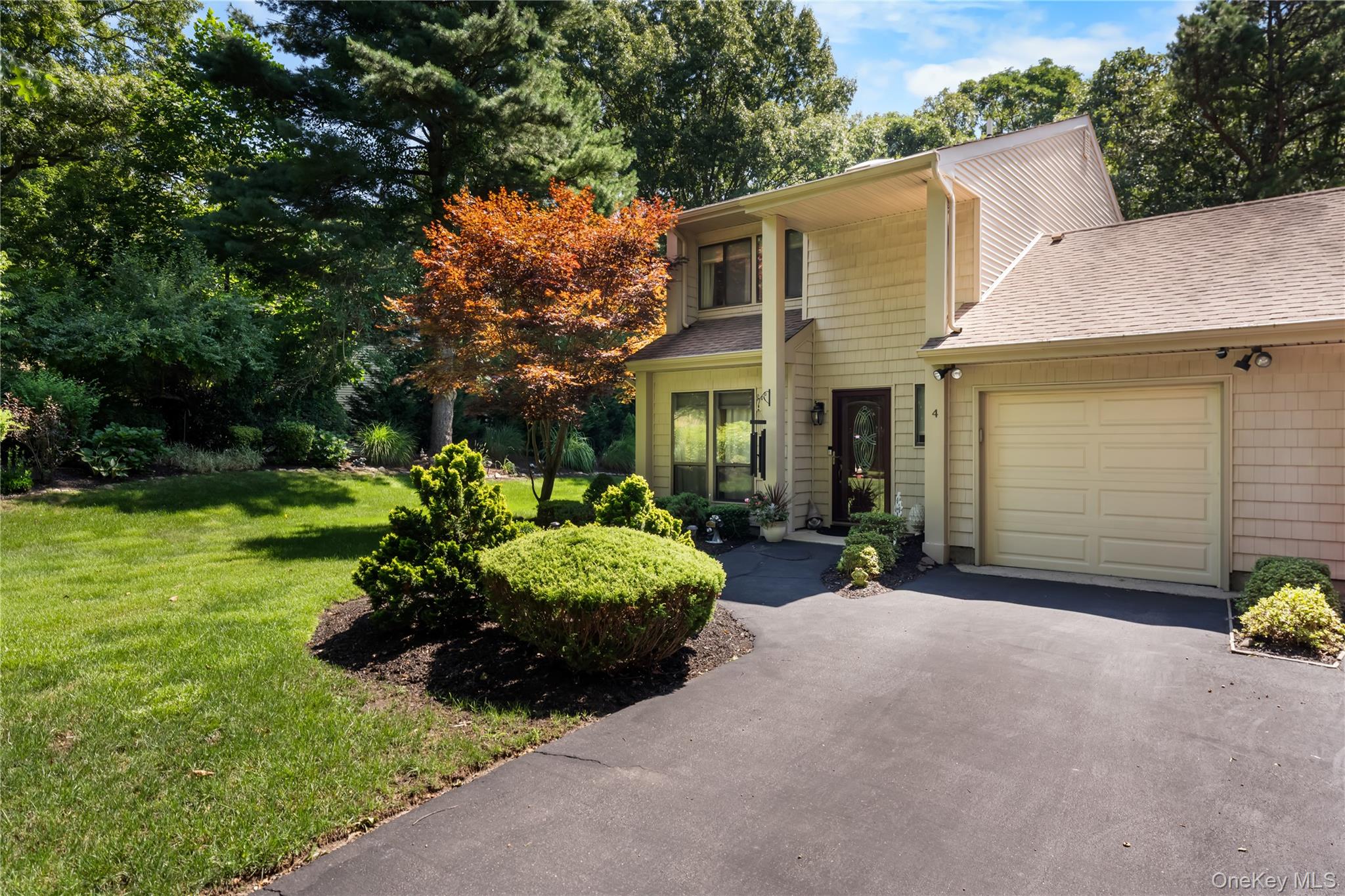 4 Lyndon Court – For Sale