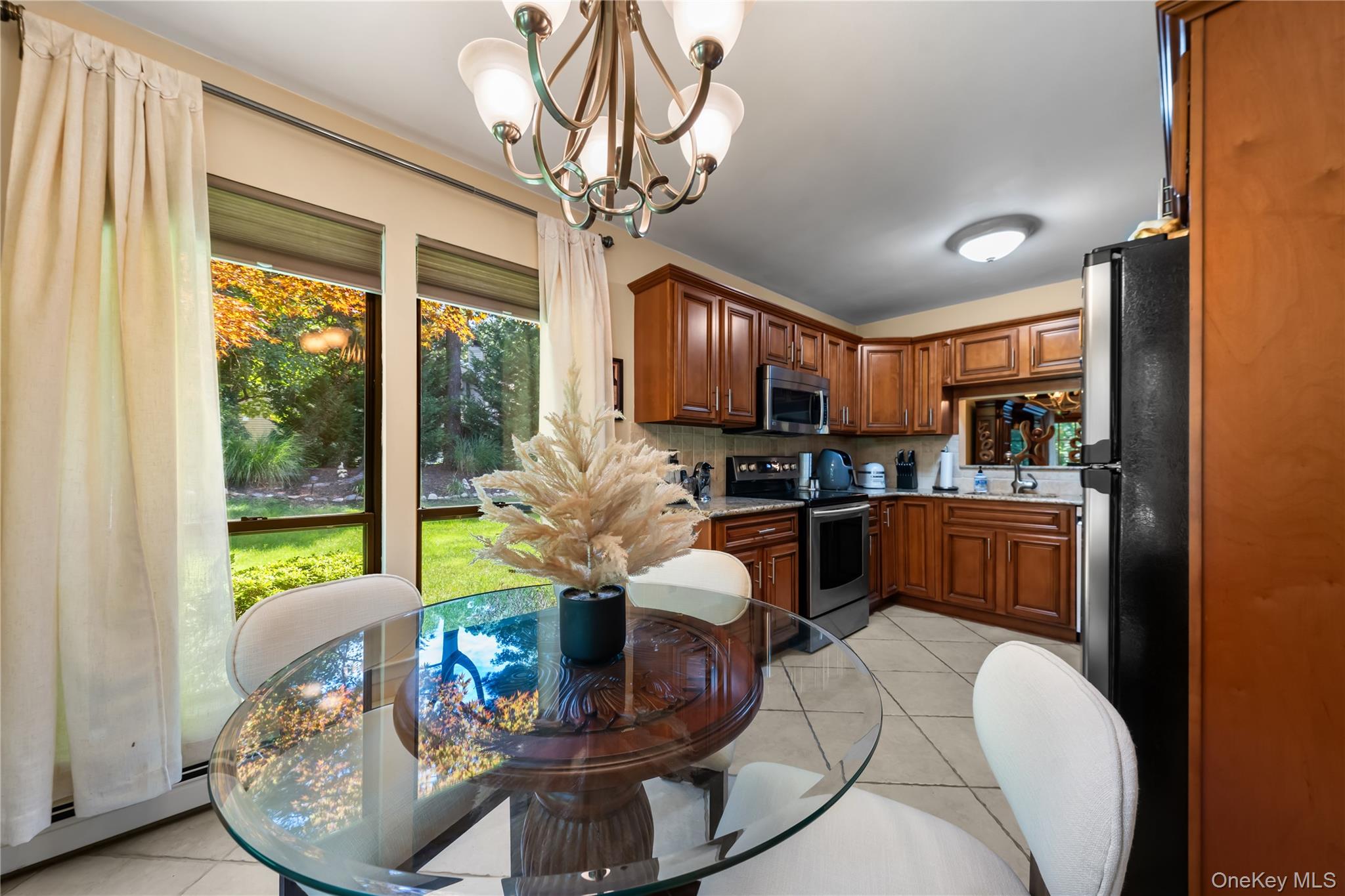 4 Lyndon Court – For Sale photo 4