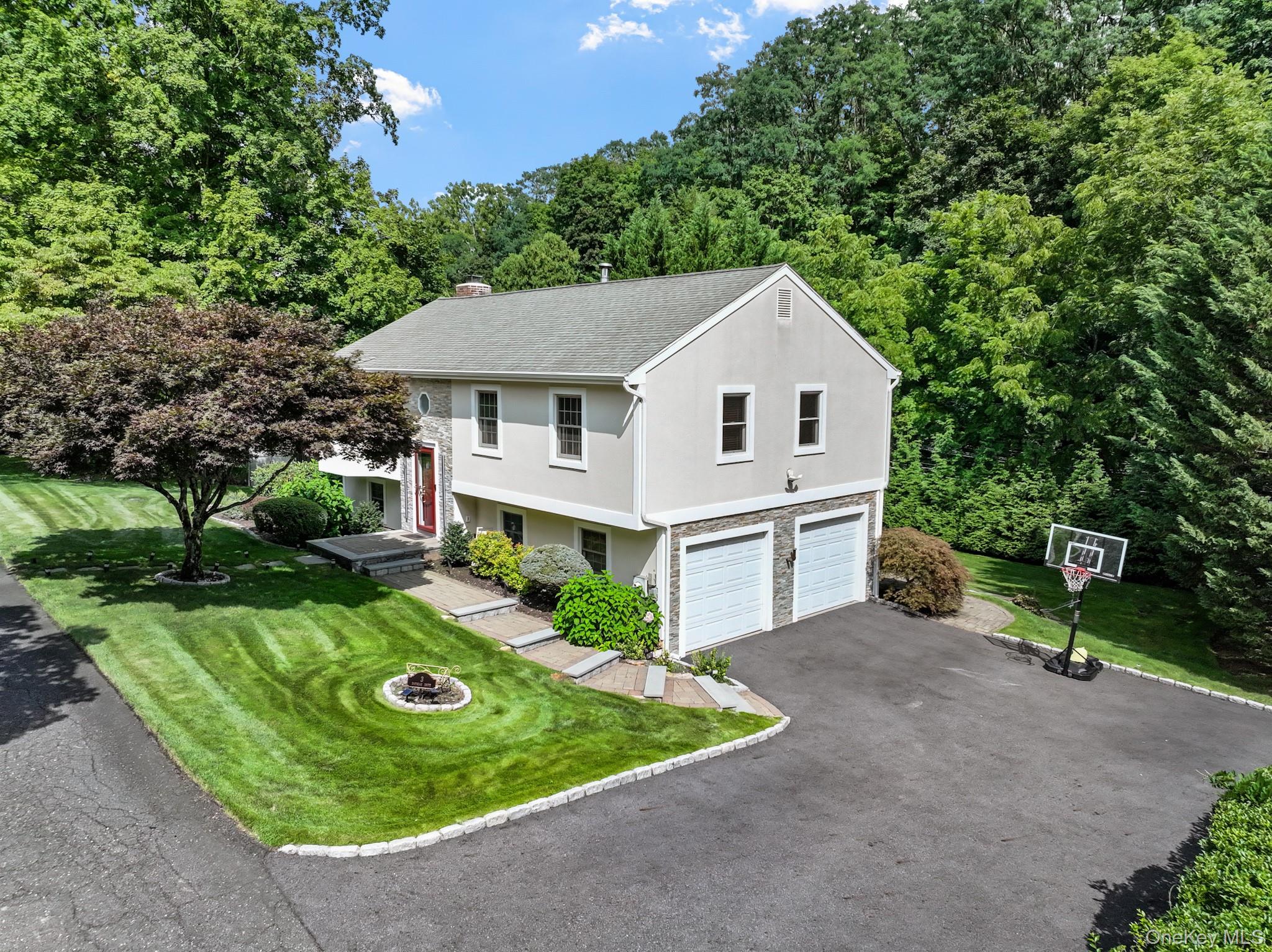 3 Douglas Drive – For Sale photo 2