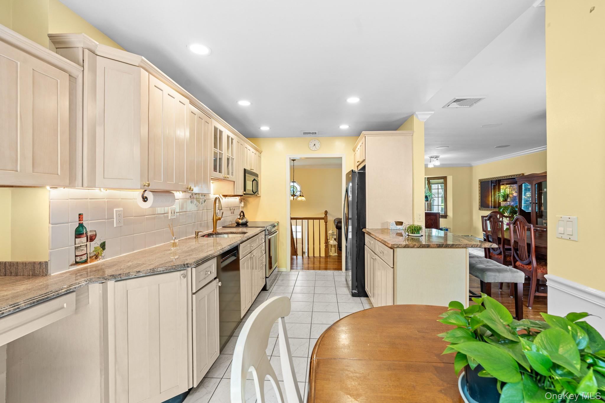 3 Douglas Drive – For Sale photo 10