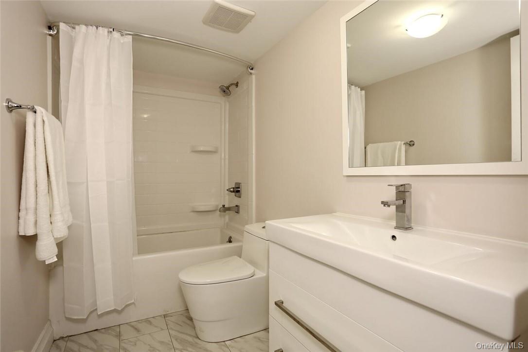 30 N Route 9W, Unit 37 photo 8