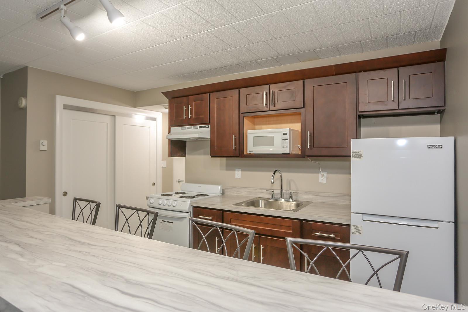 30 N Route 9W, Unit 37 photo 2