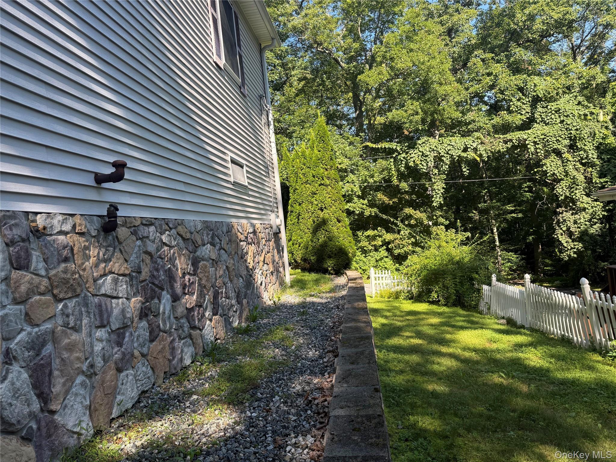 10 Jay Court – For Sale photo 36