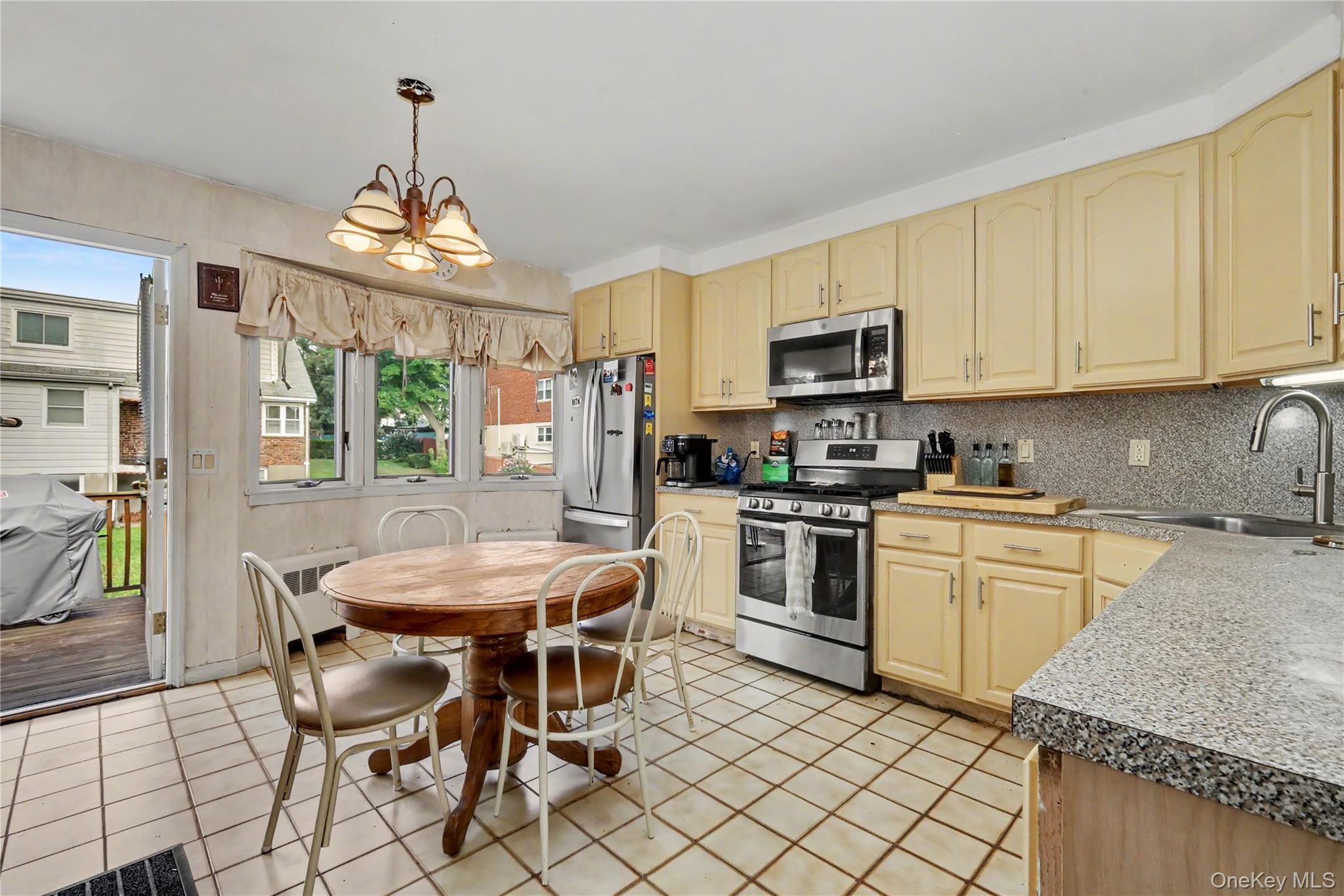 33 a/k/a 29 Stillwell Avenue – For Sale photo 4