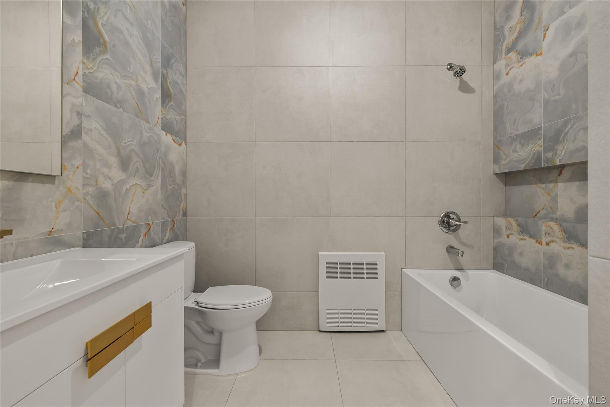 41 Saddle River Road, Unit 111 photo 16
