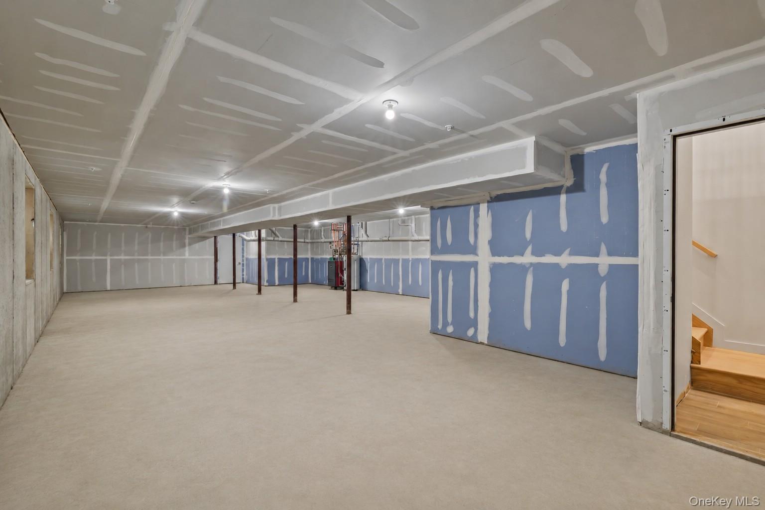 41 Saddle River Road, Unit 111 photo 31