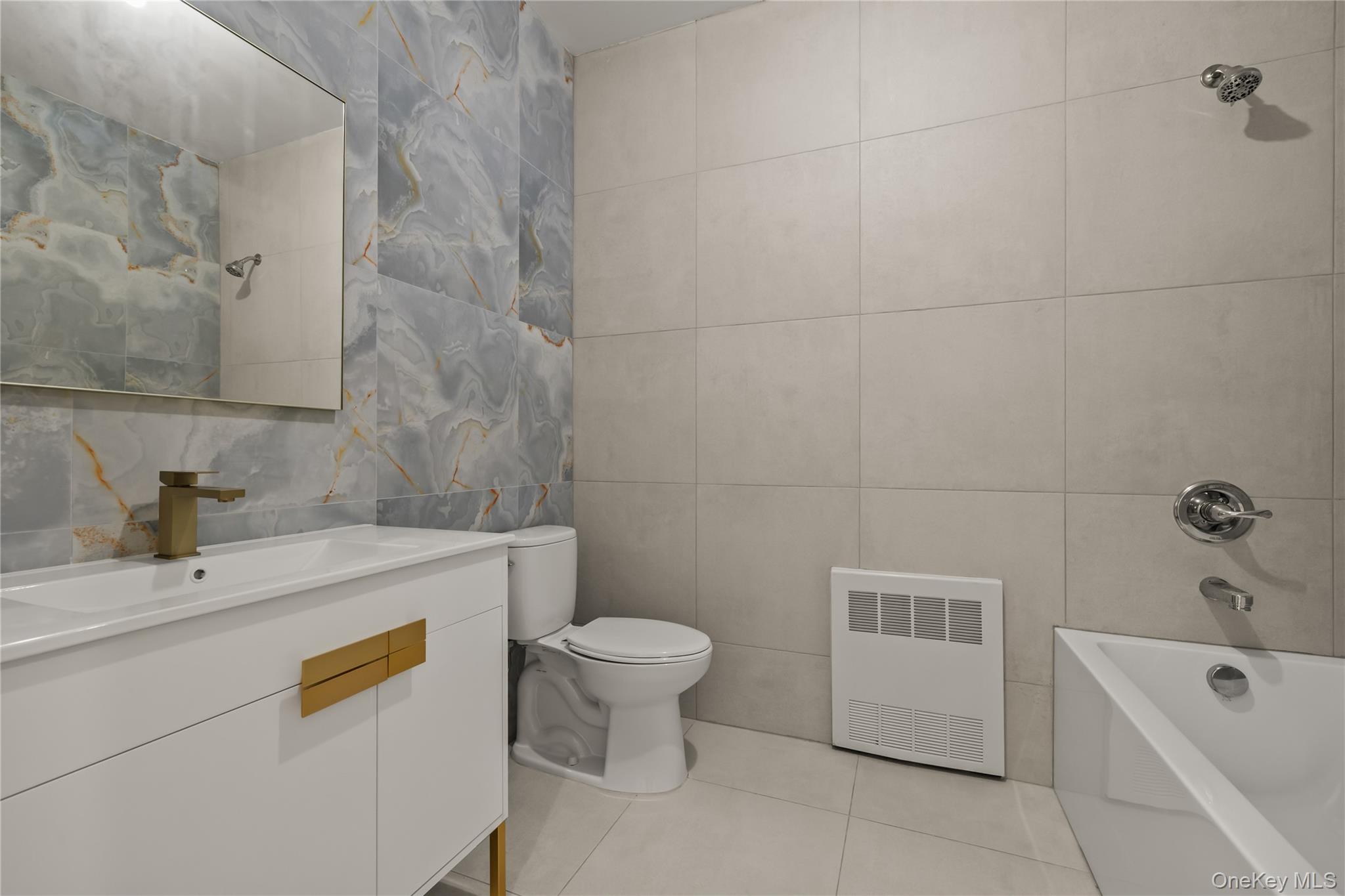 41 Saddle River Road, Unit 111 photo 17