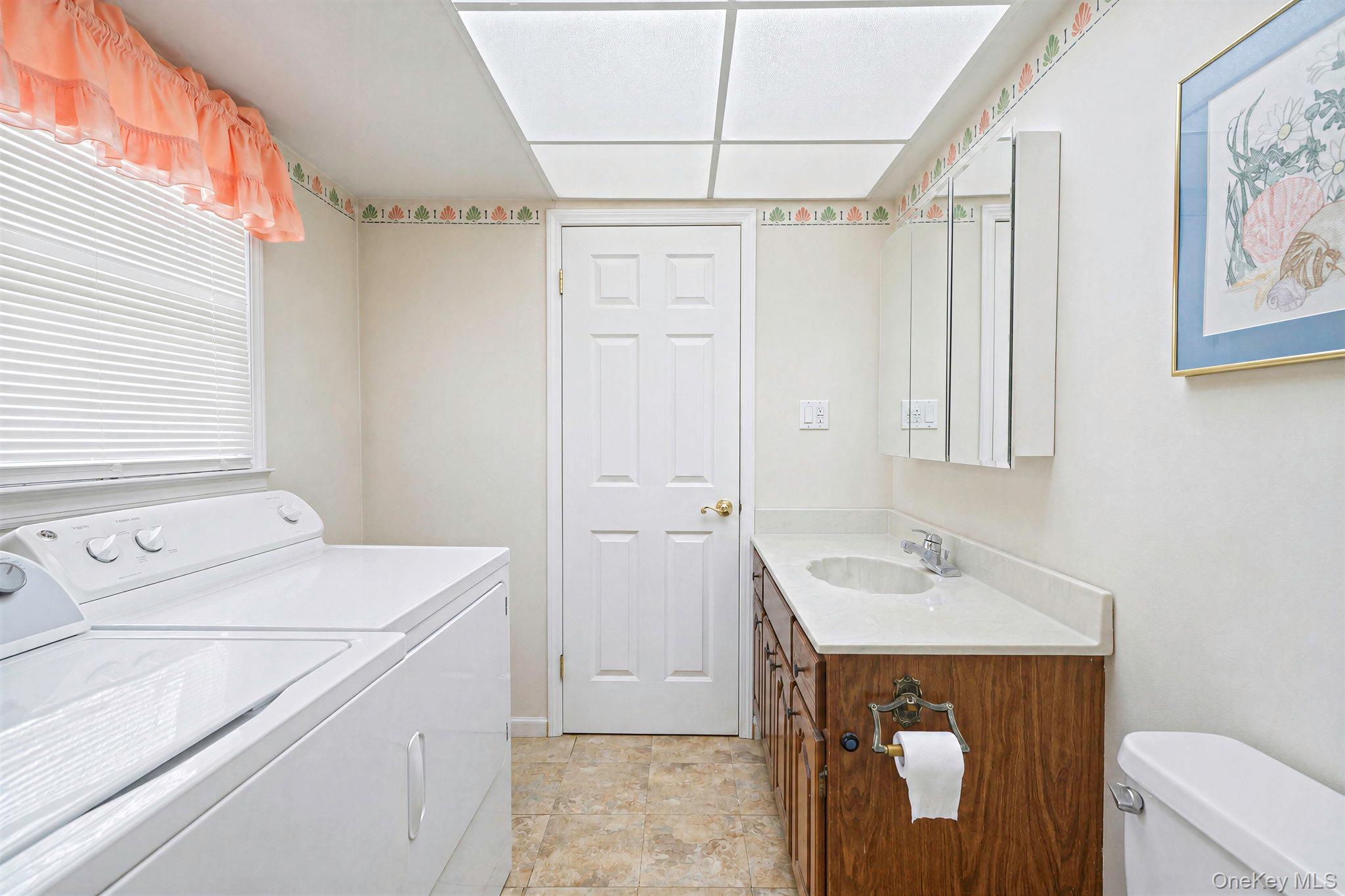 2345 Louis Kossuth Avenue – For Sale photo 22