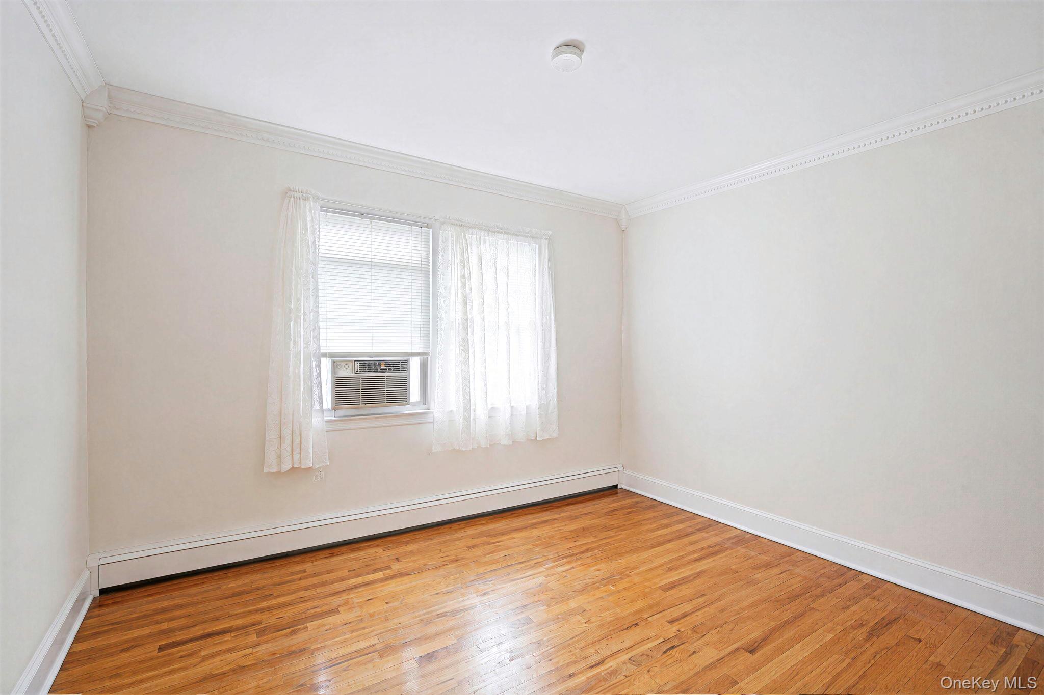 2345 Louis Kossuth Avenue – For Sale photo 14
