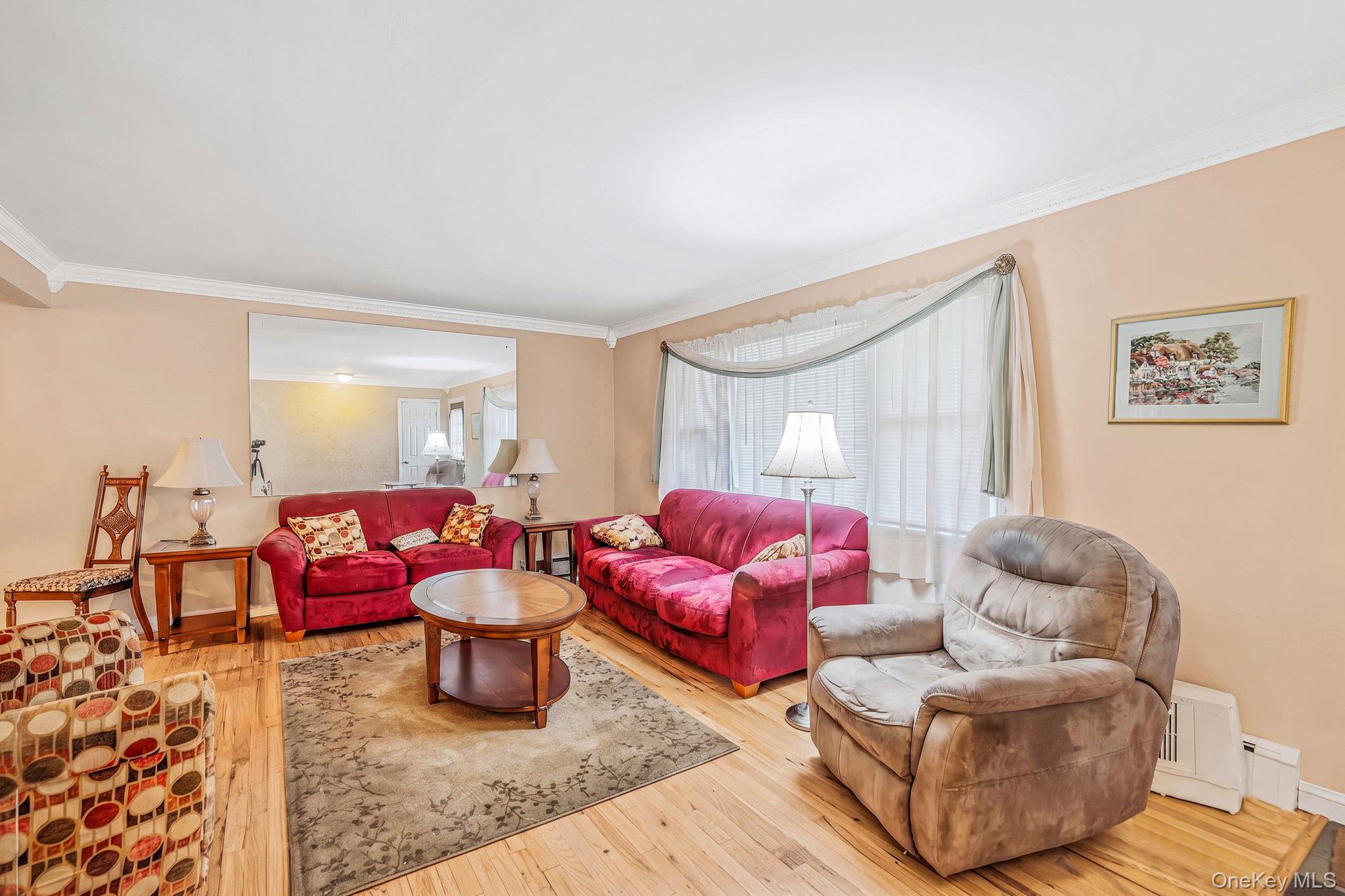 2345 Louis Kossuth Avenue – For Sale photo 5