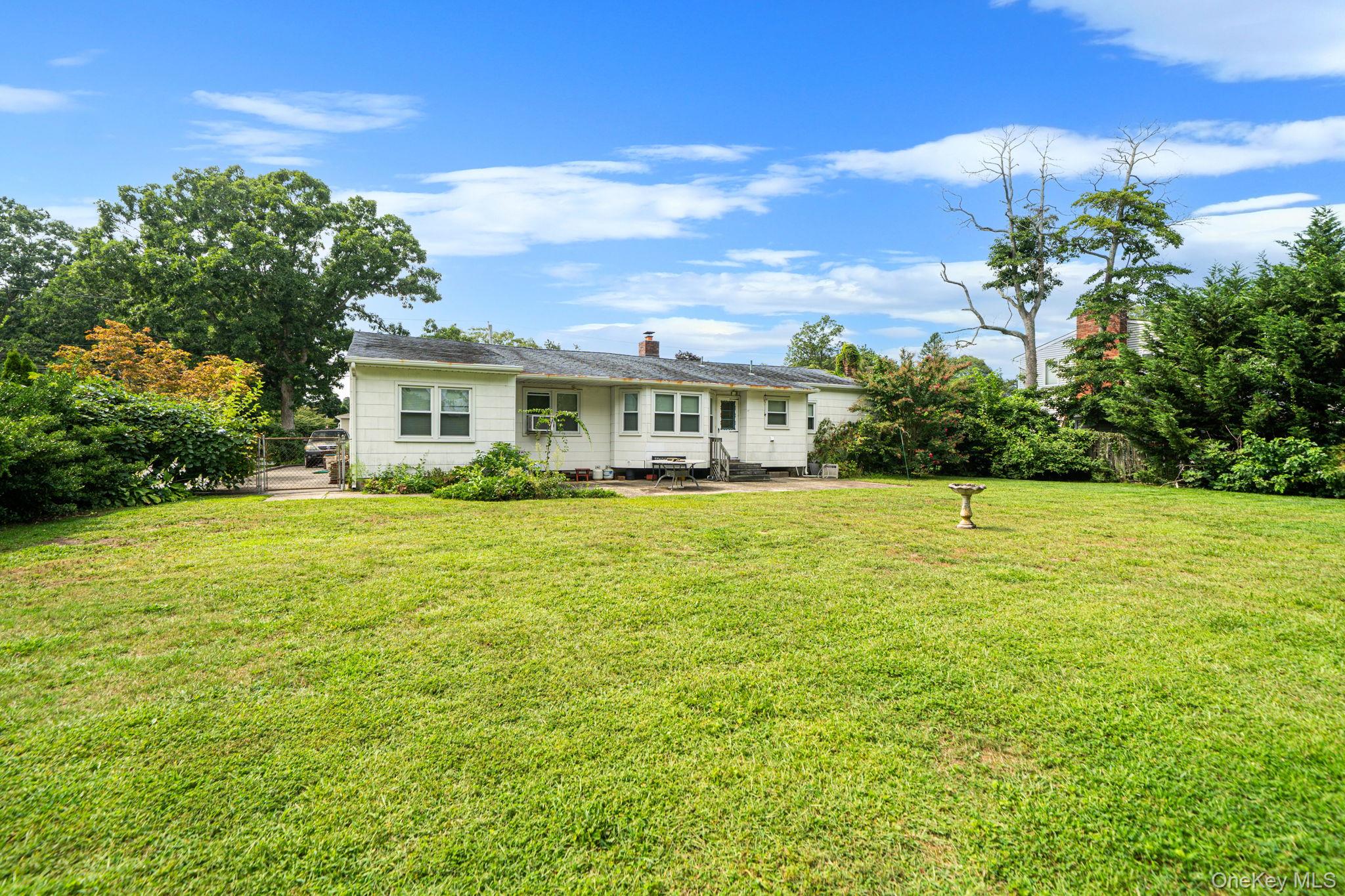 2345 Louis Kossuth Avenue – For Sale photo 39