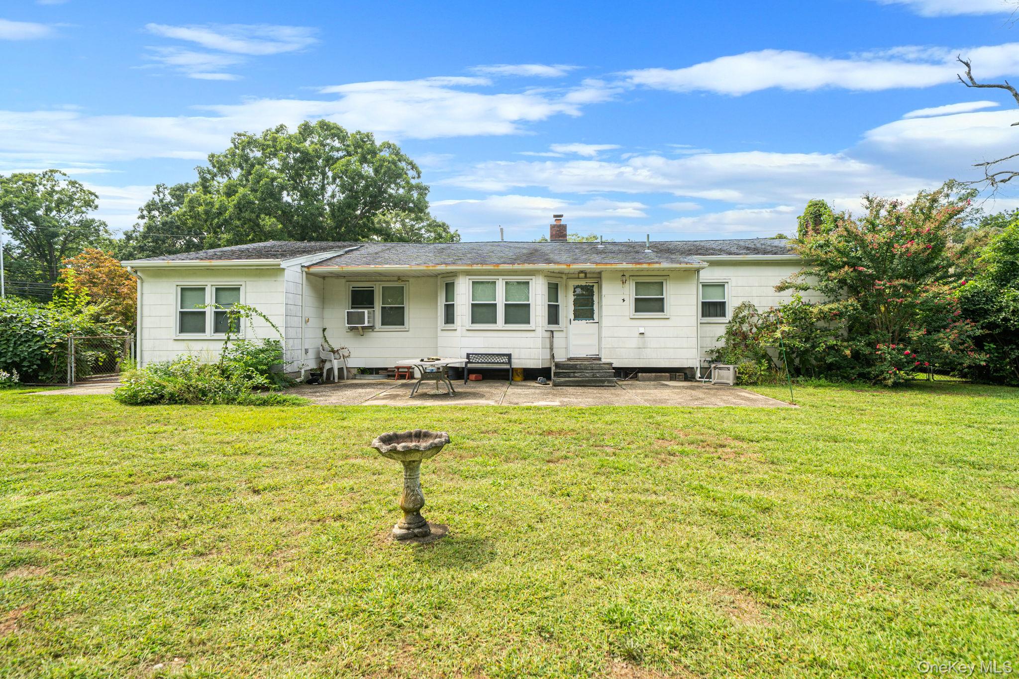 2345 Louis Kossuth Avenue – For Sale photo 37