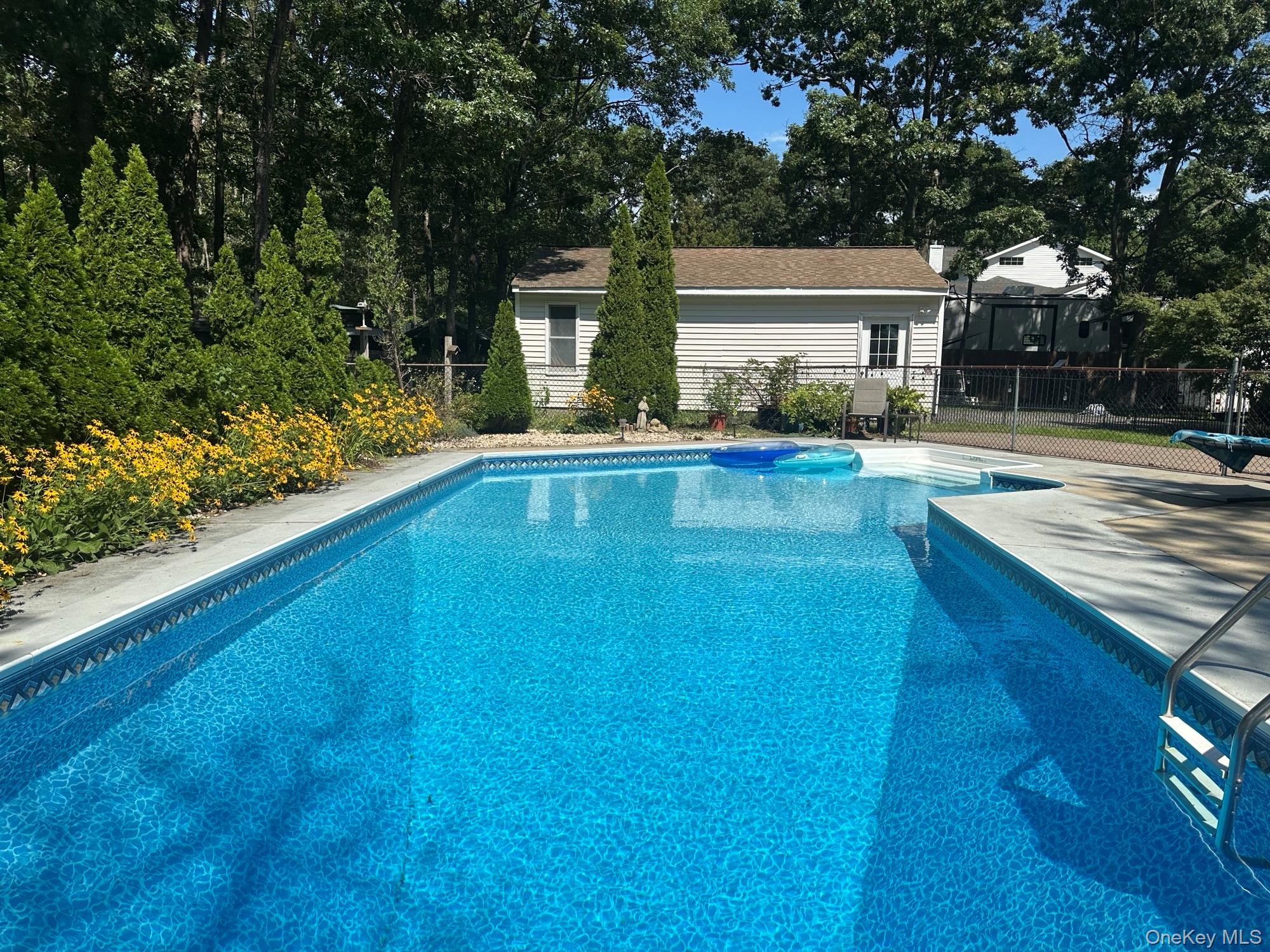 24 Evergreen Drive – For Sale photo 6
