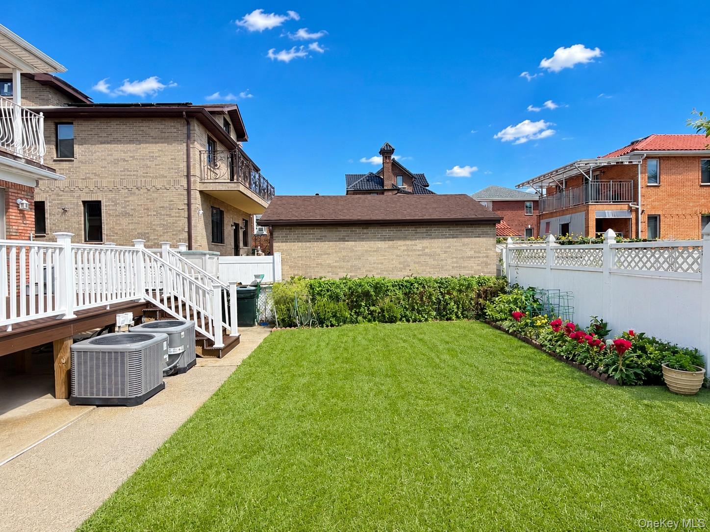 202-34 46th Road – For Sale photo 4
