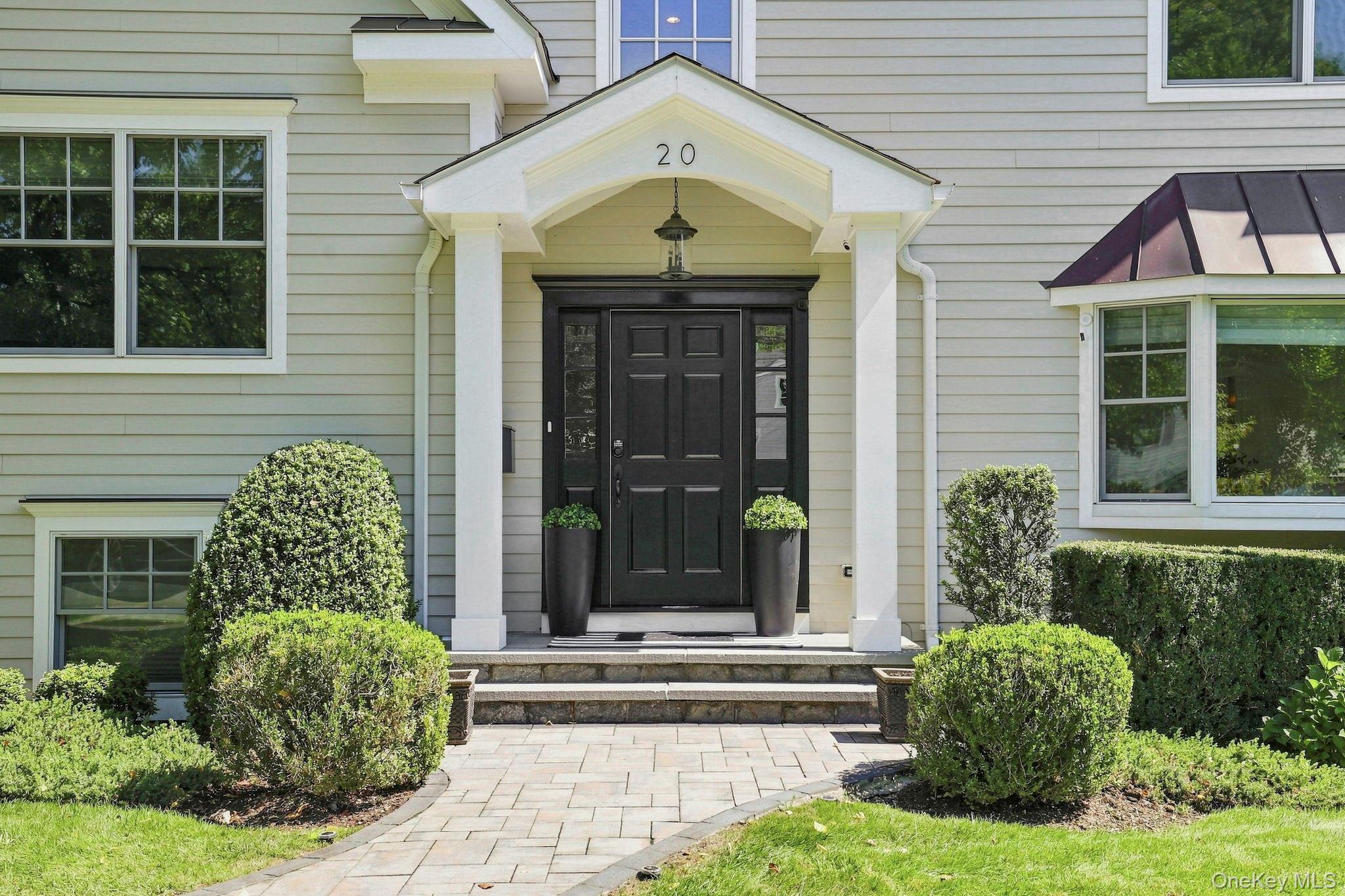 20 Chesley Road – For Sale photo 2