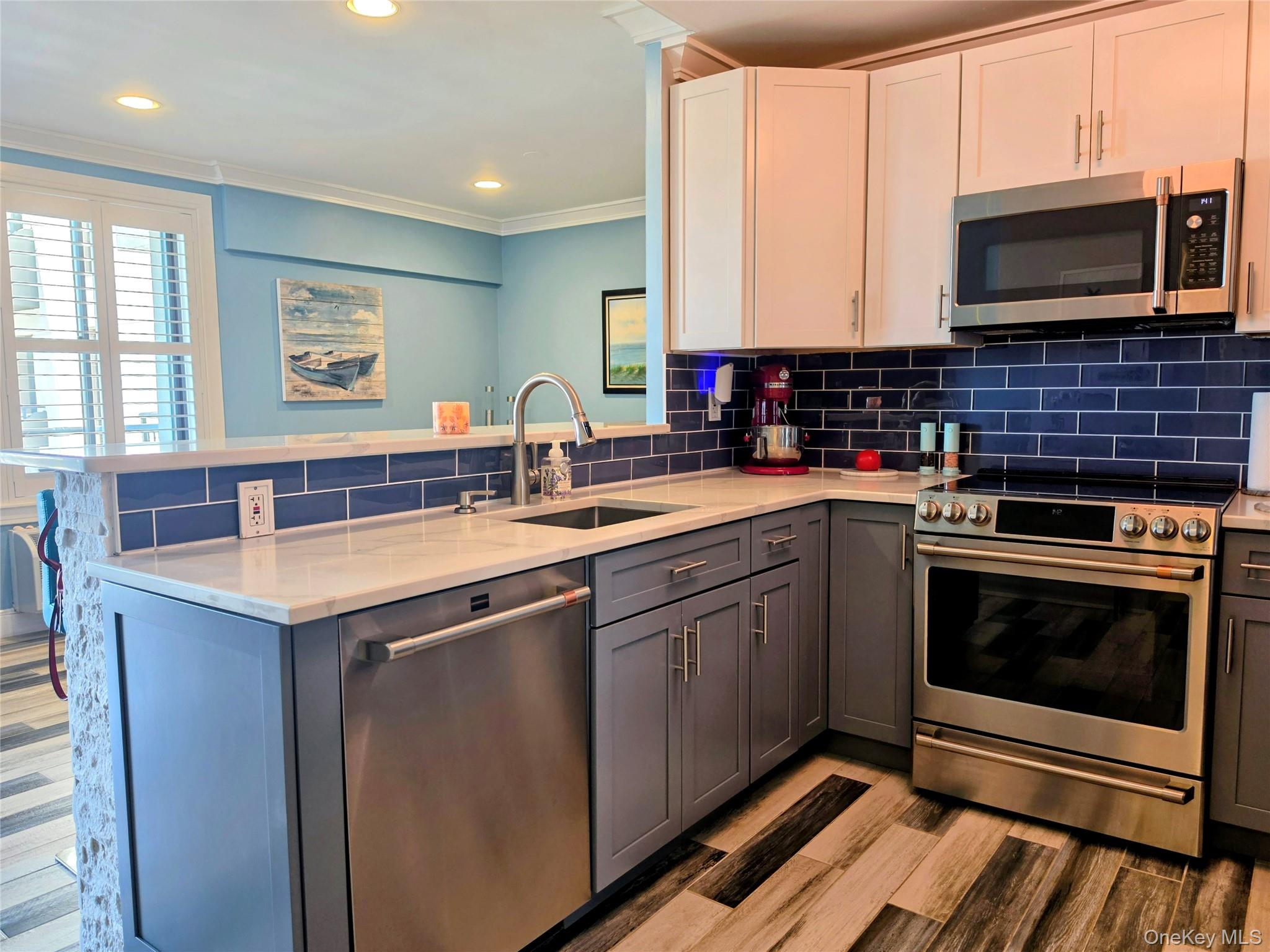 100 W Broadway Ave, Unit 3J photo 10