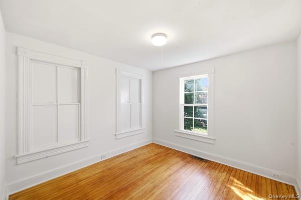 36 Railroad Ave. – For Sale photo 8