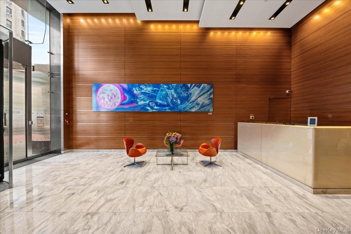 350 W 42nd Street, Unit 19I photo 34