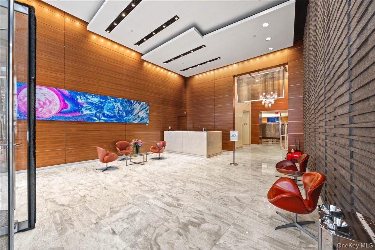 350 W 42nd Street, Unit 19I photo 33