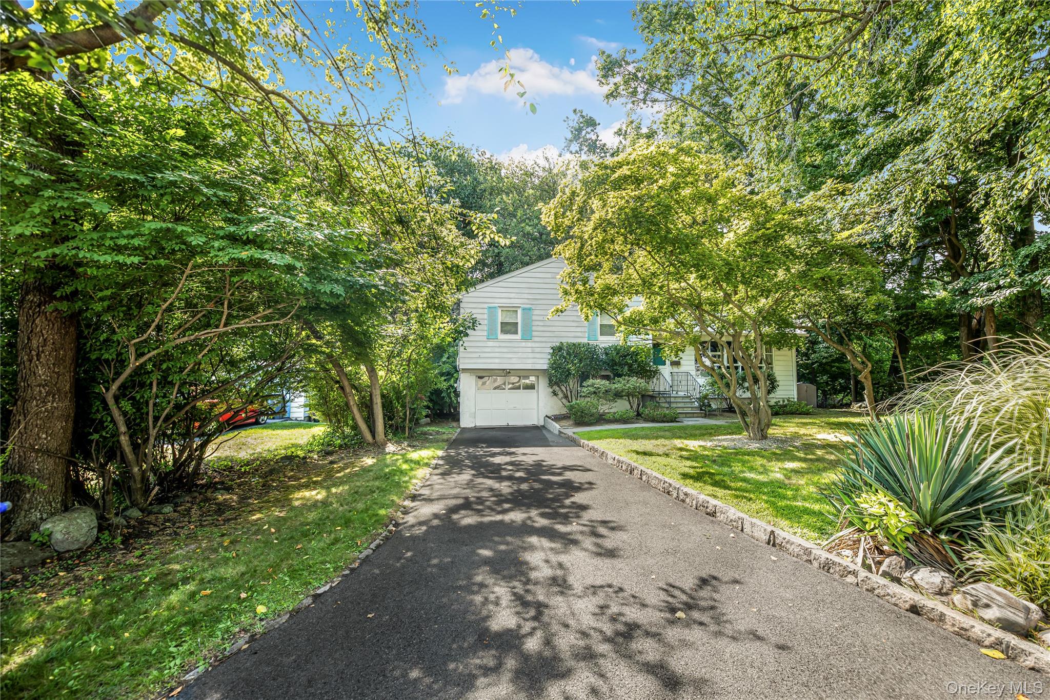 13 Vista Place – For Sale photo 2