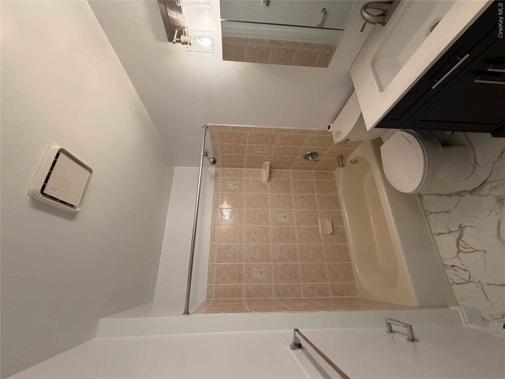 20 Lexington Hill, Unit 4 photo 8