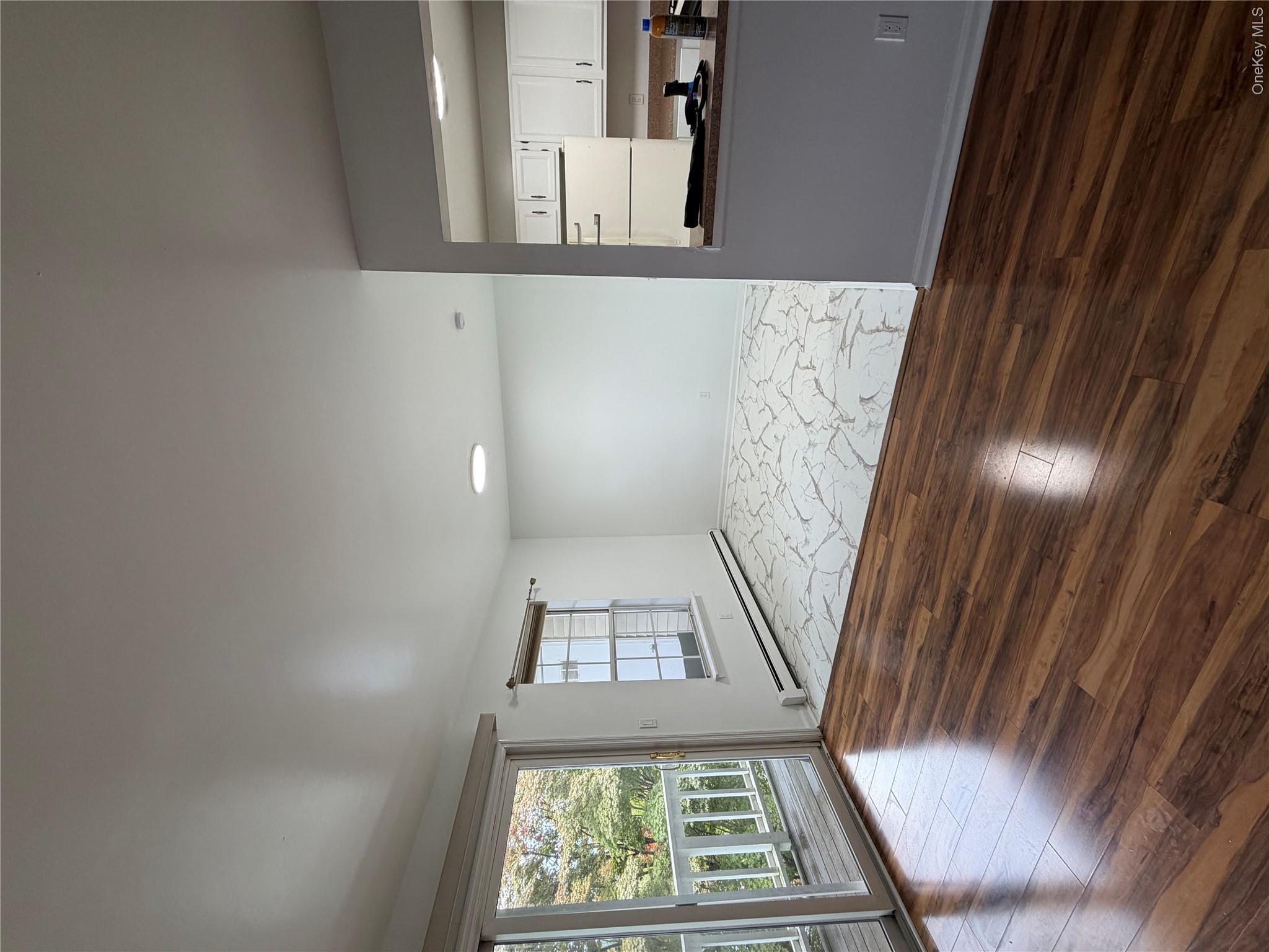 20 Lexington Hill, Unit 4 photo 4