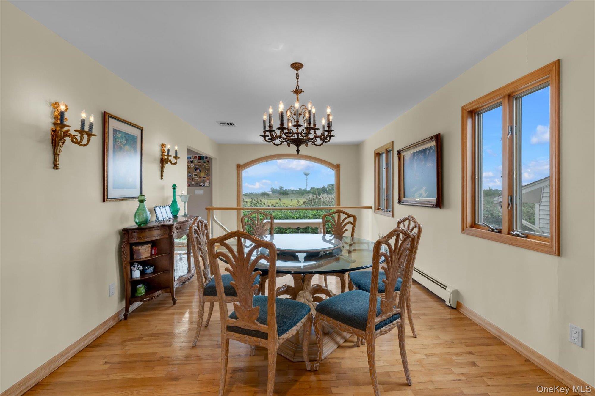 24 Donna Lane – For Sale photo 14