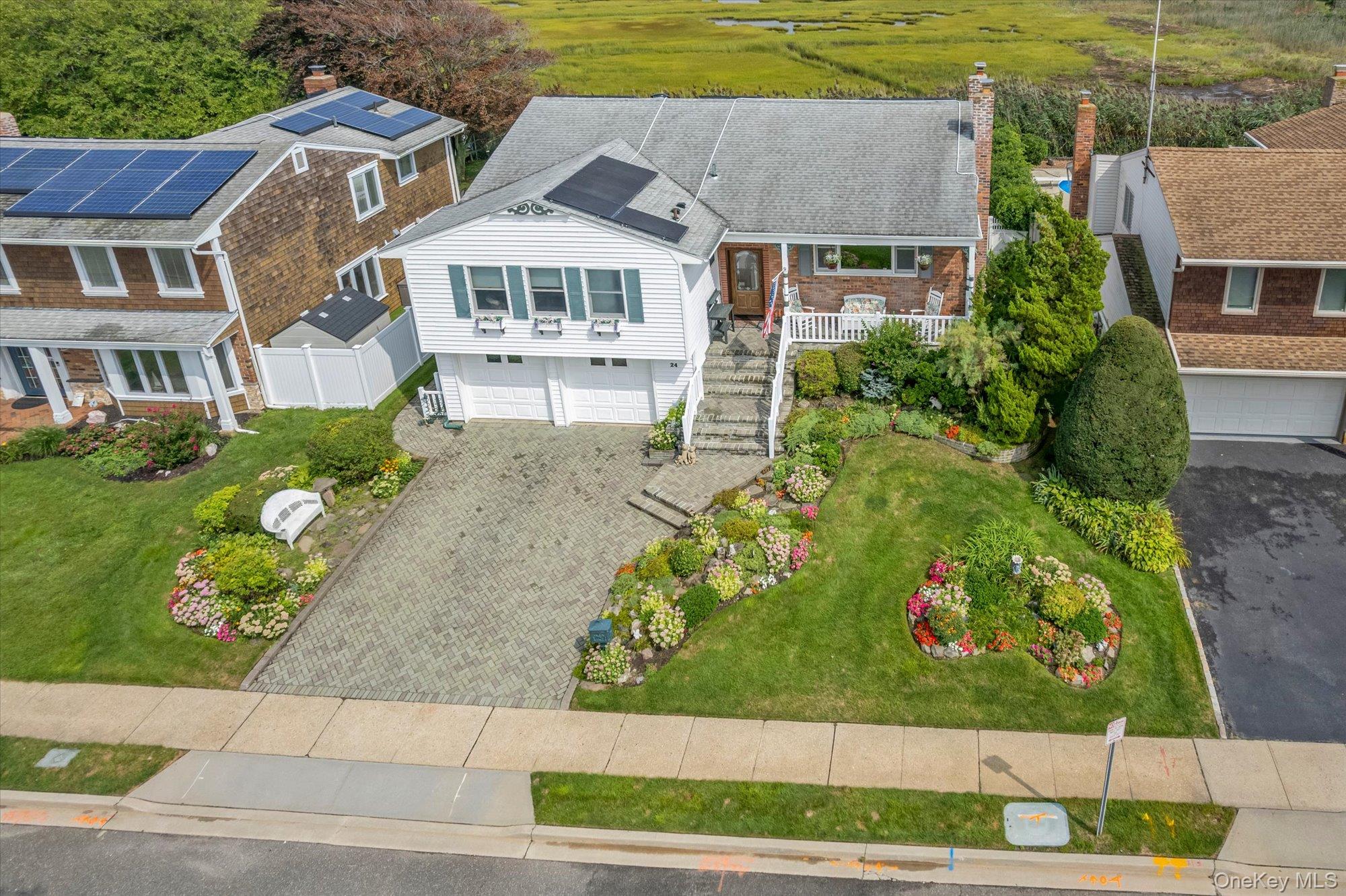 24 Donna Lane – For Sale photo 38