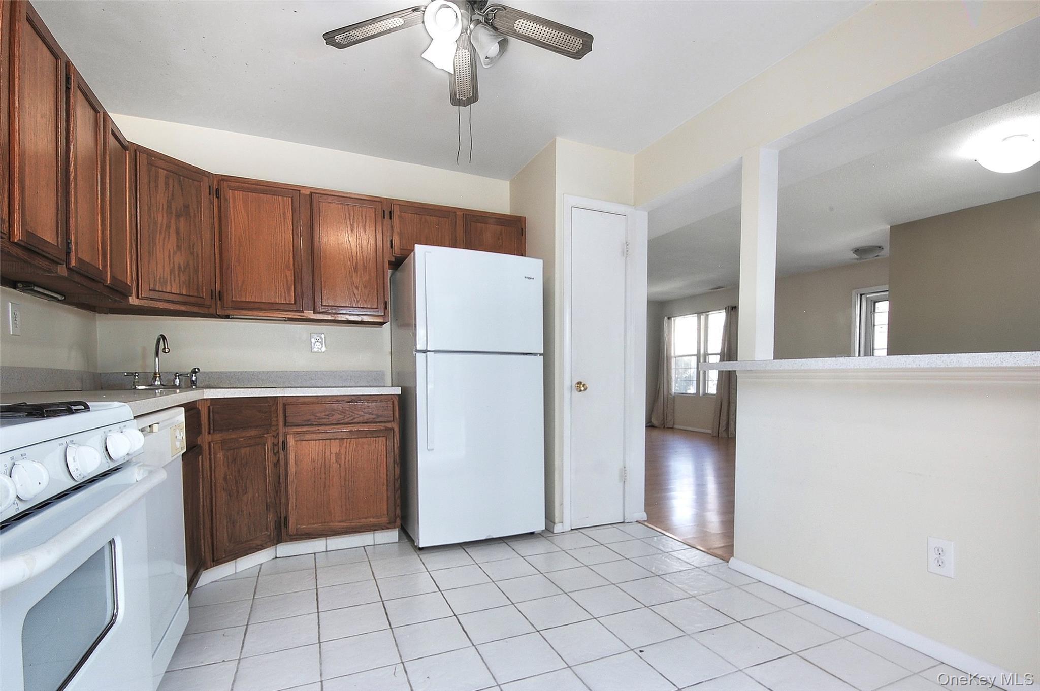 2921 Whispering Hills – For Sale photo 20