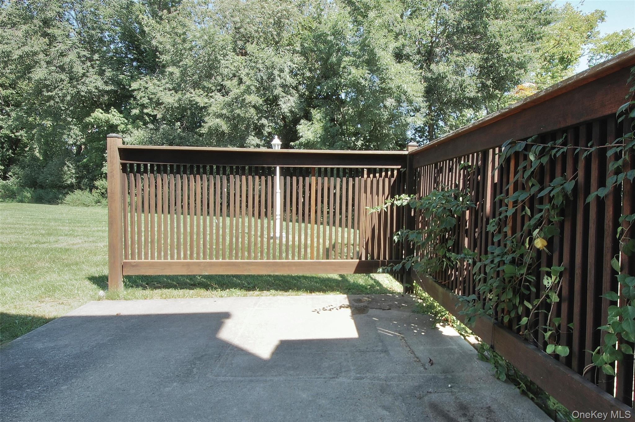 2921 Whispering Hills – For Sale photo 33