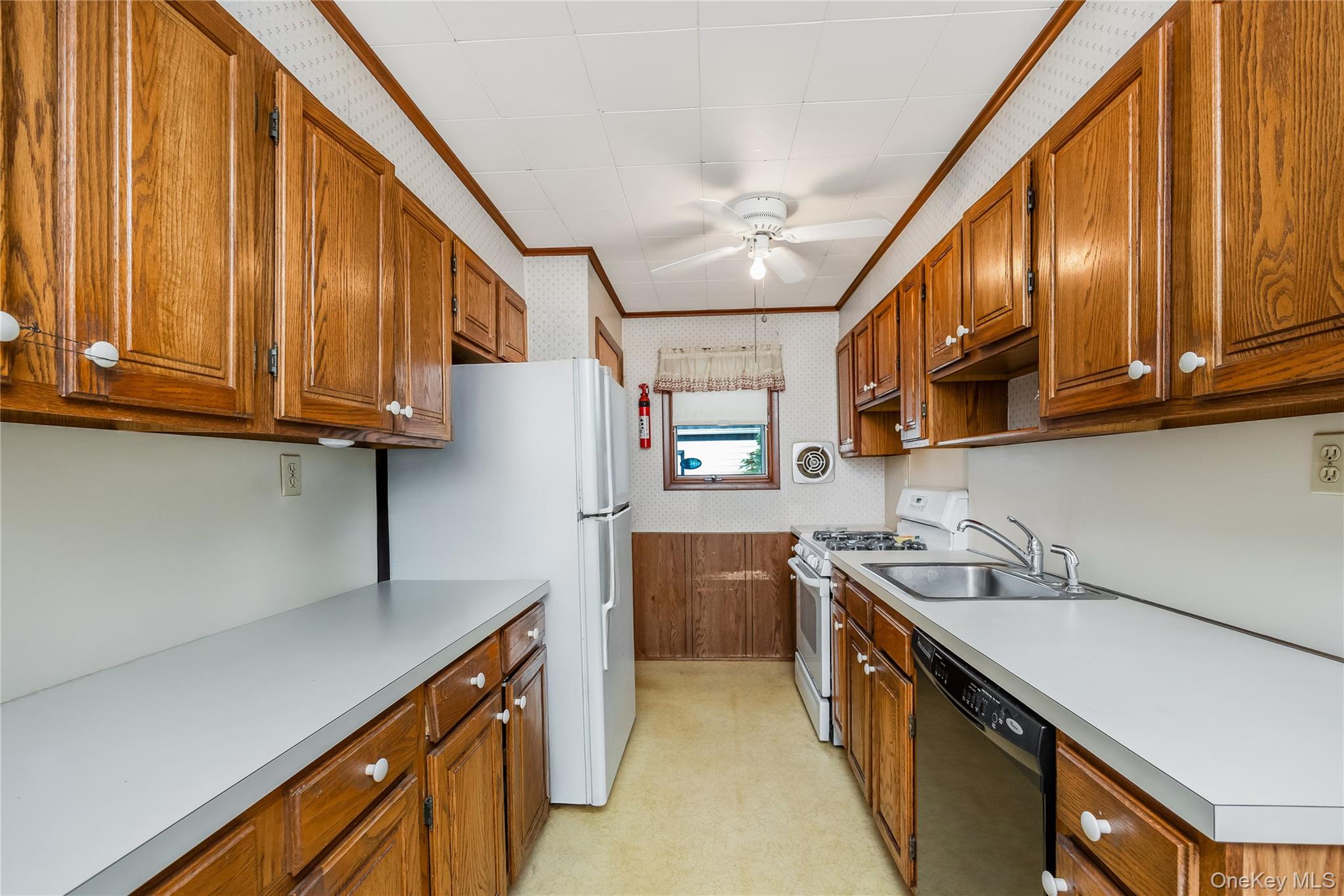 4 Barnstable Road – For Sale photo 6