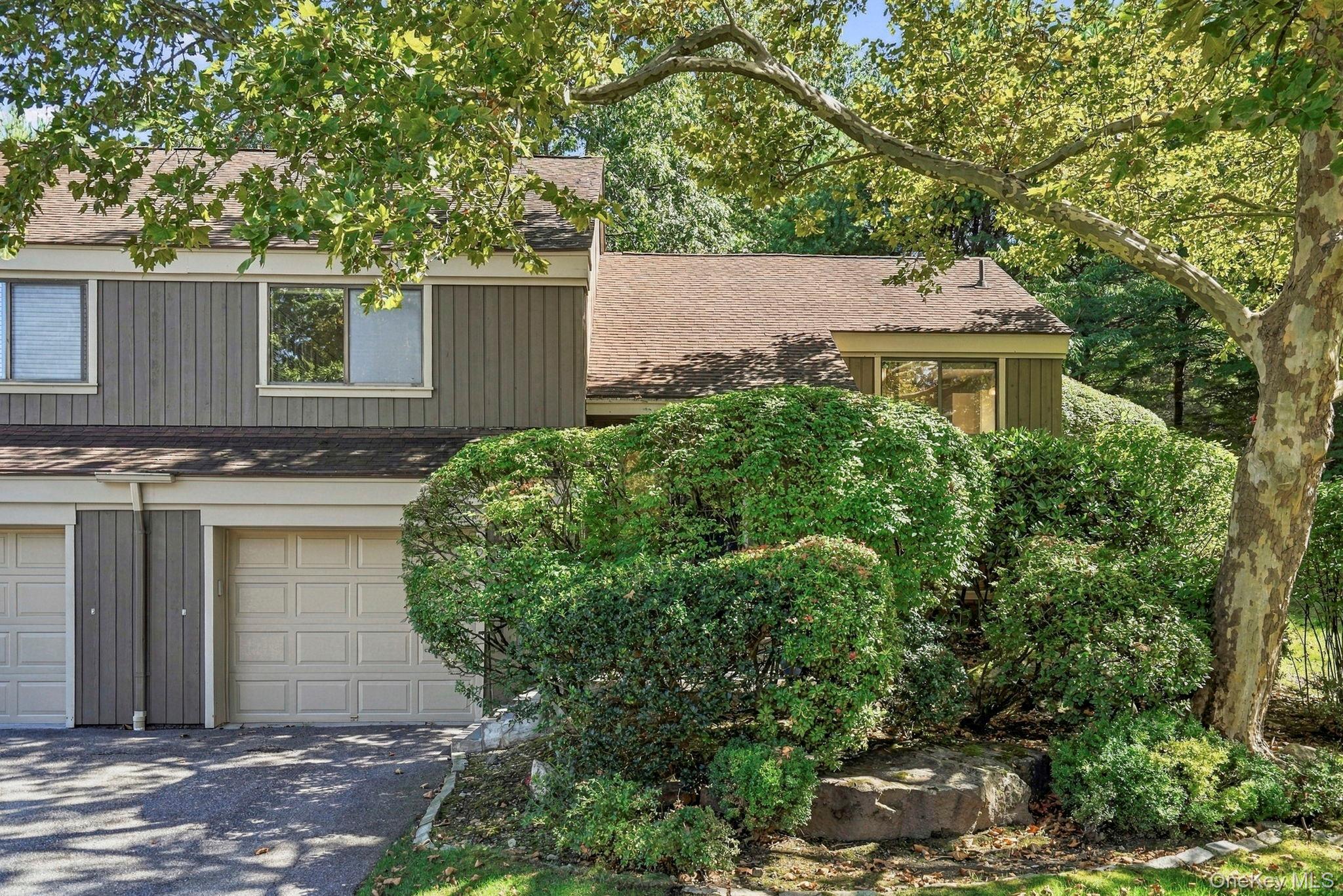558 Heritage Hills Drive, Unit B