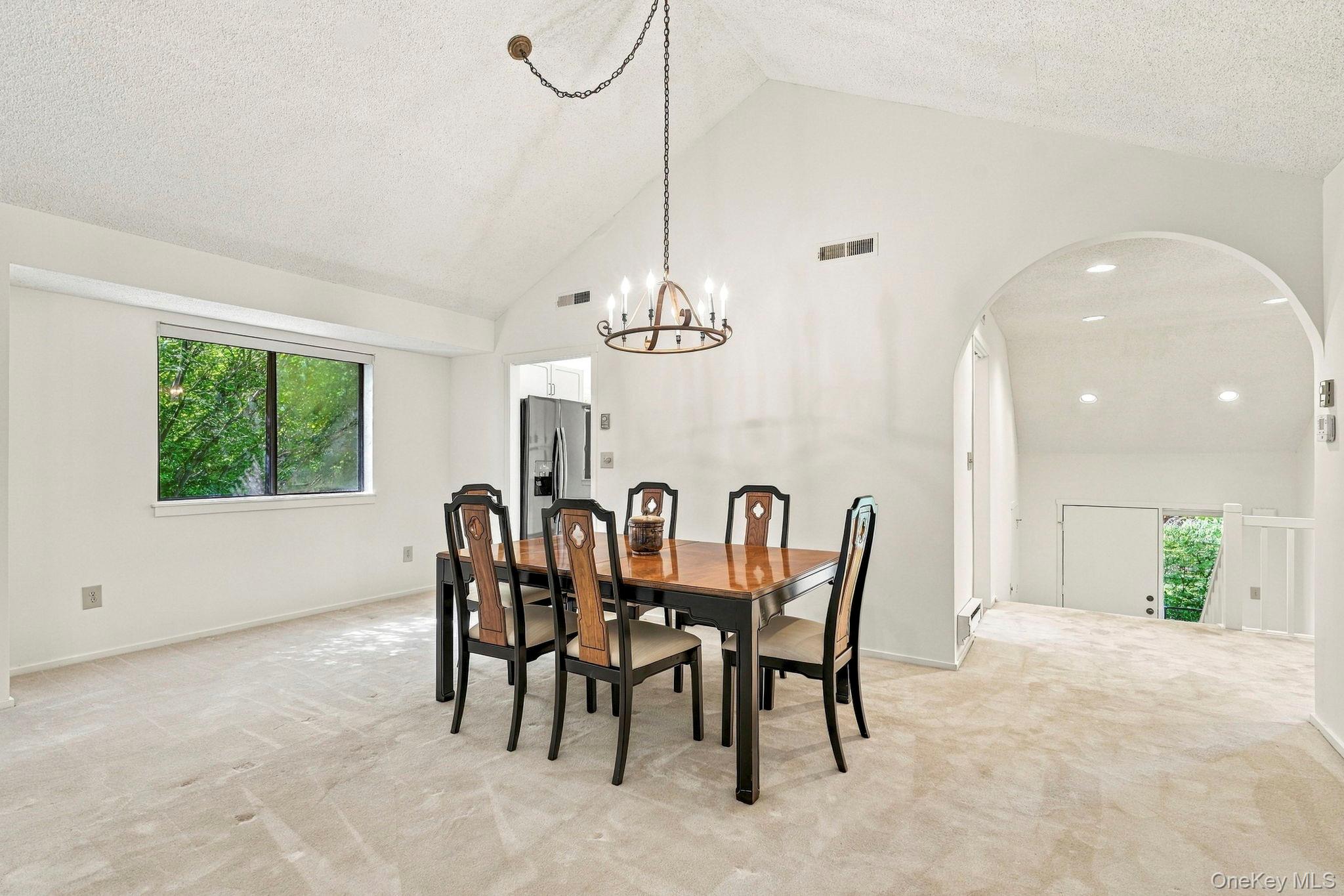 558 Heritage Hills Drive, Unit B photo 15