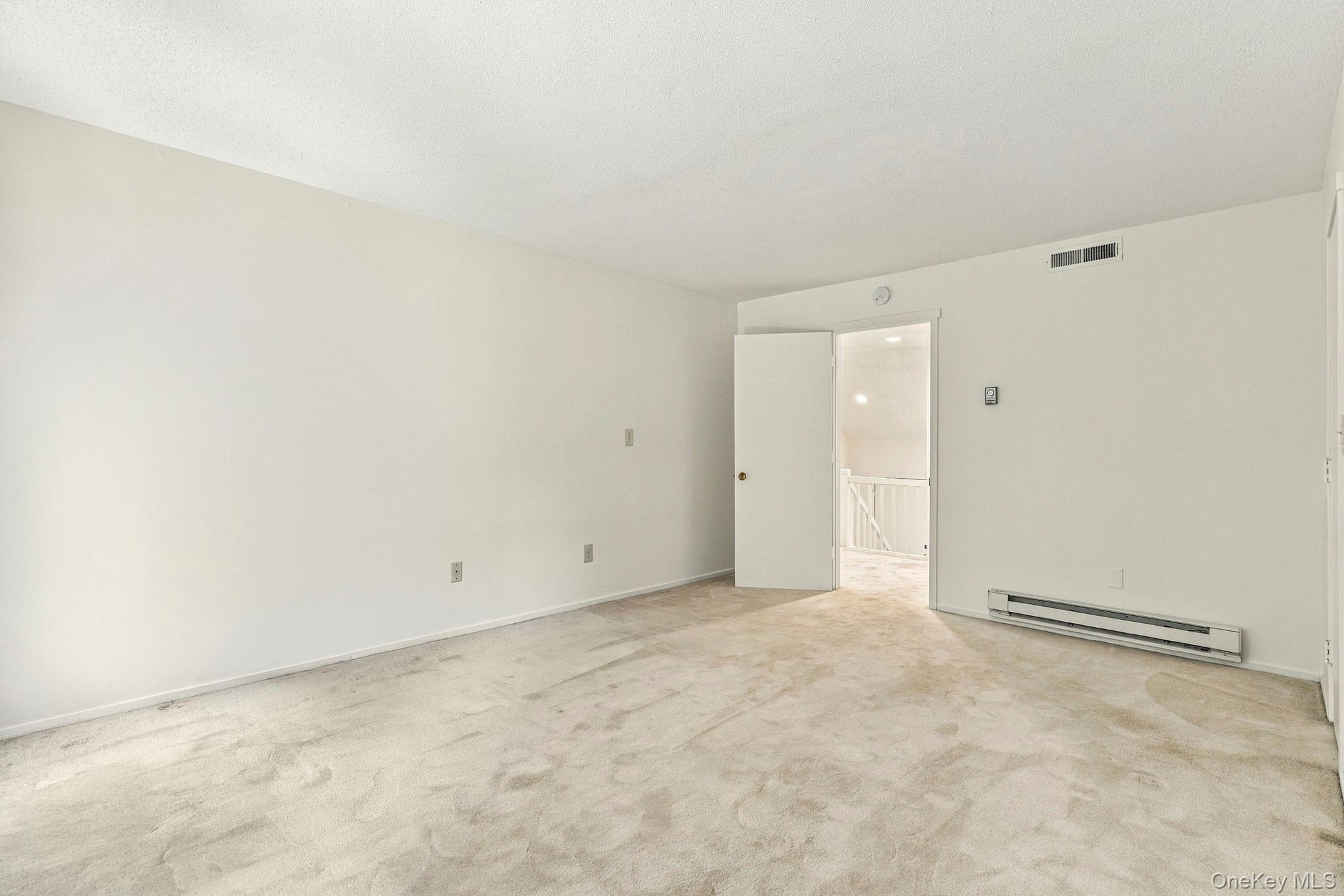 558 Heritage Hills Drive, Unit B photo 23