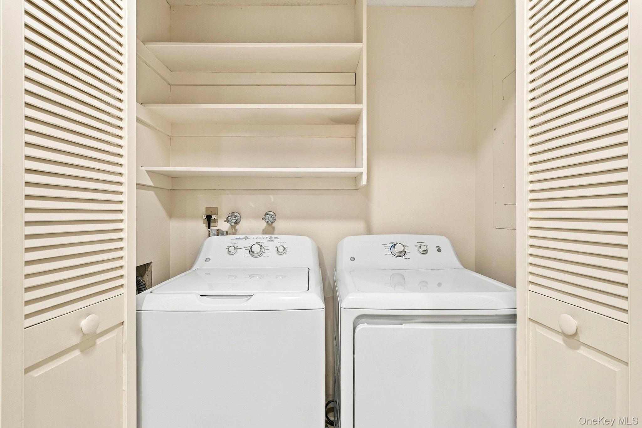 558 Heritage Hills Drive, Unit B photo 33