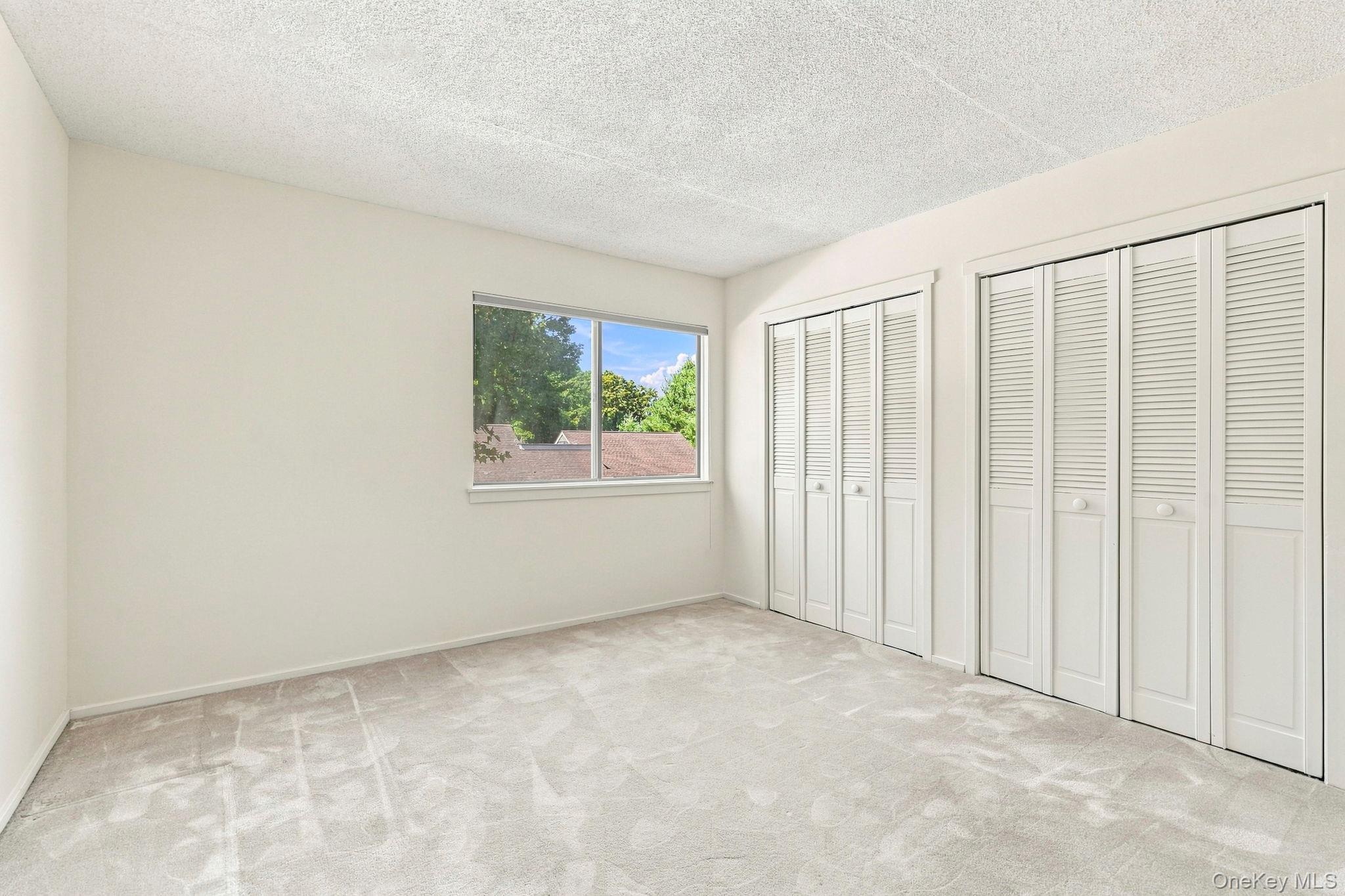 558 Heritage Hills Drive, Unit B photo 25