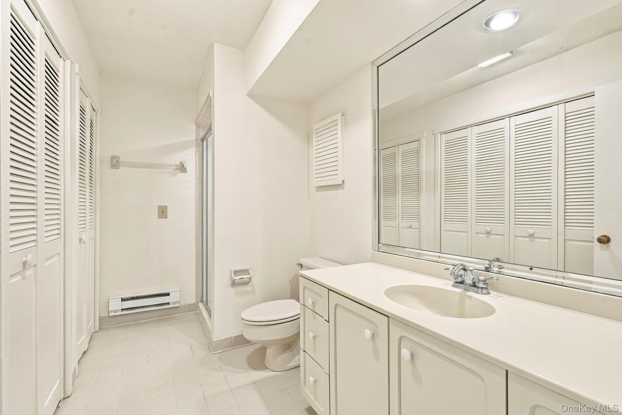 558 Heritage Hills Drive, Unit B photo 21