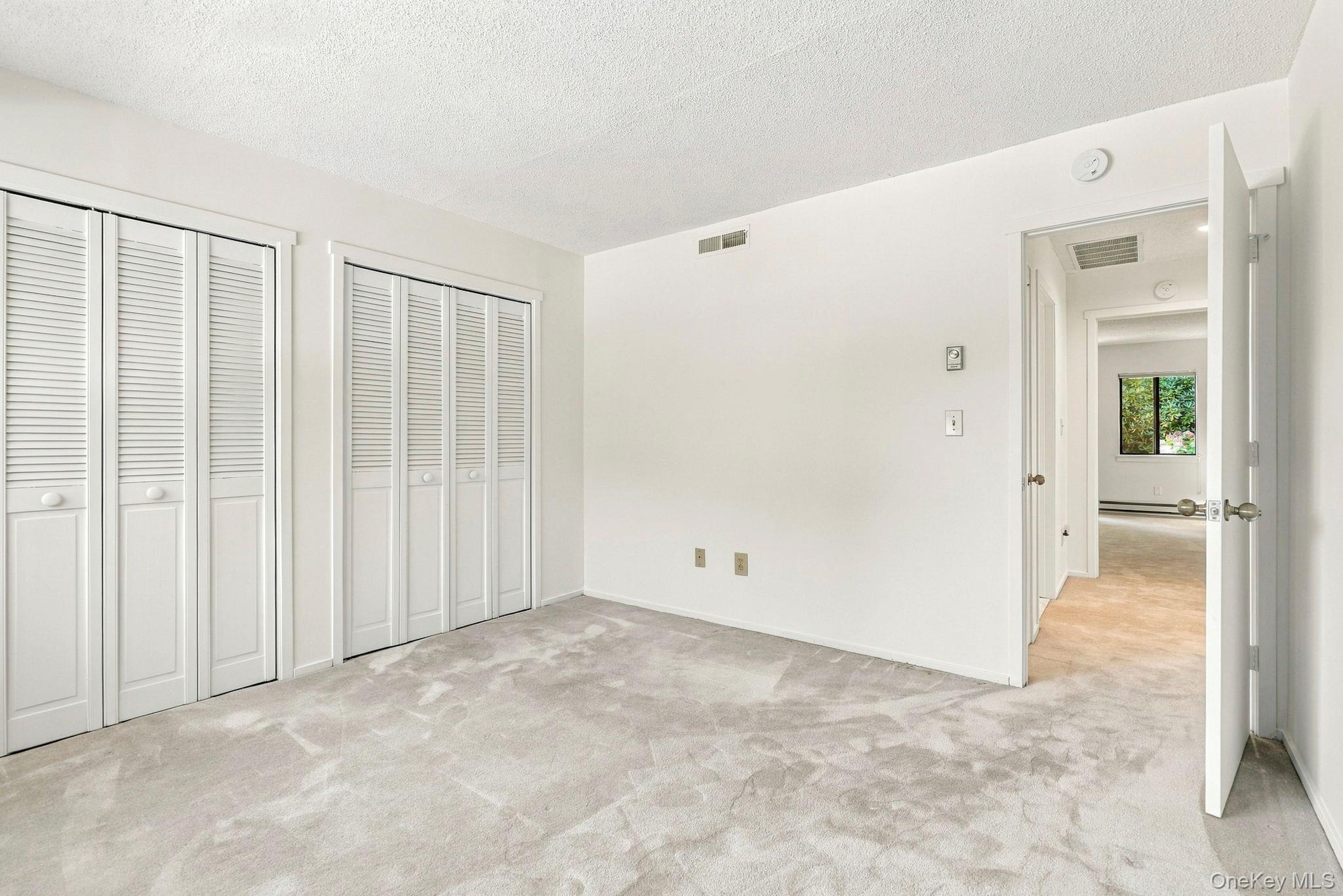 558 Heritage Hills Drive, Unit B photo 26