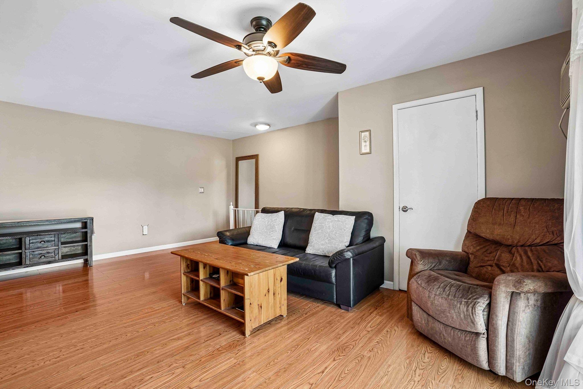 15 Doxbury Lane – For Sale photo 5
