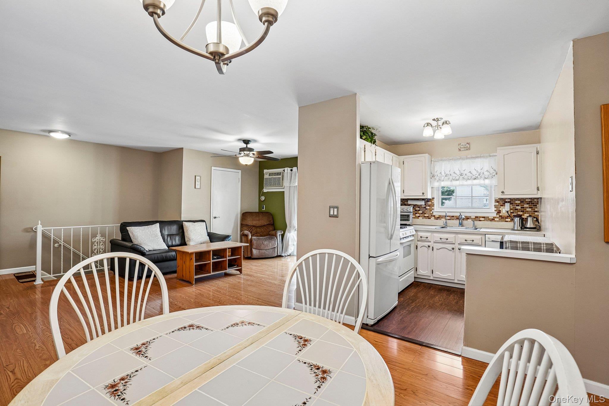15 Doxbury Lane – For Sale photo 8