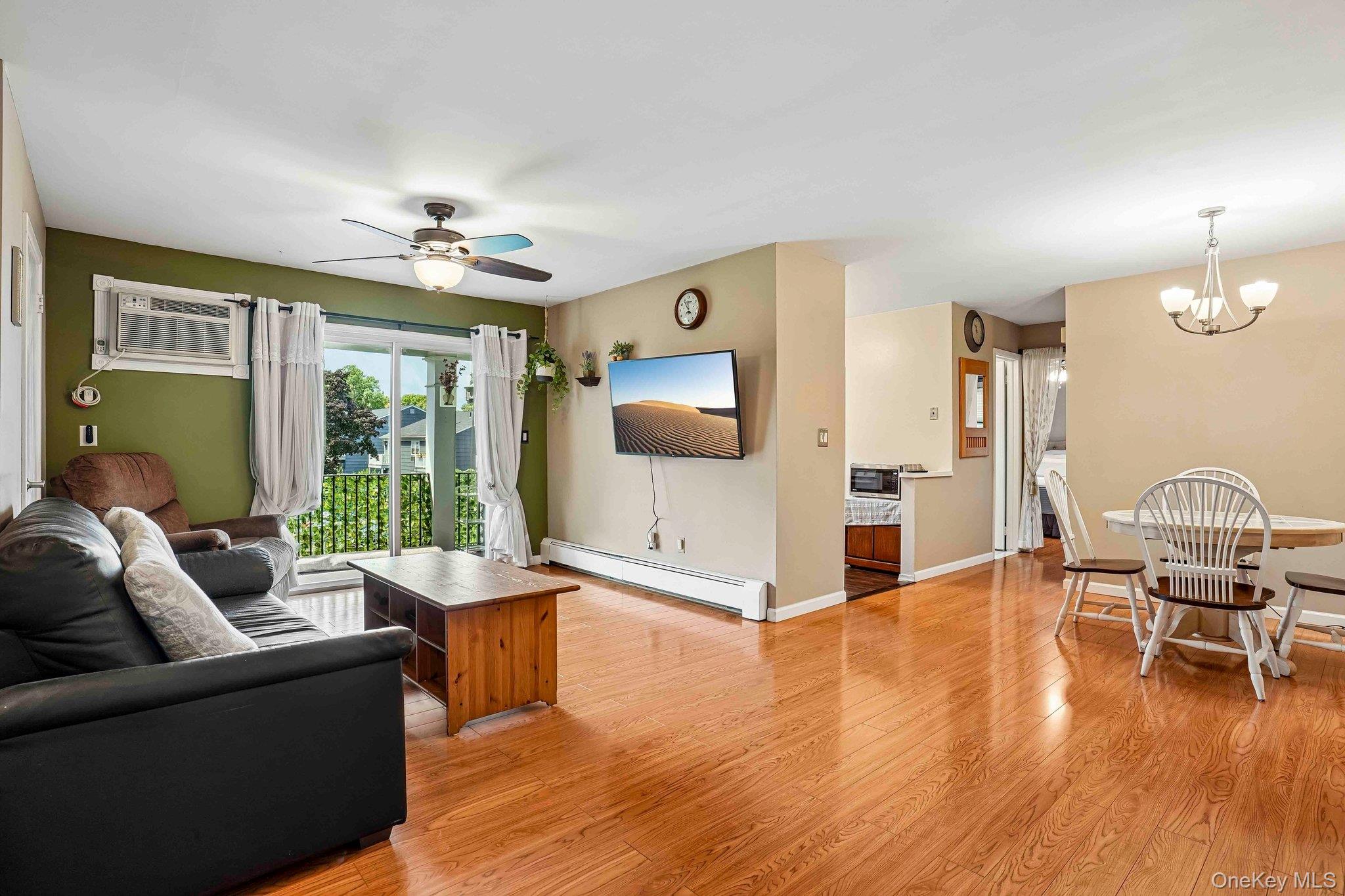 15 Doxbury Lane – For Sale photo 3