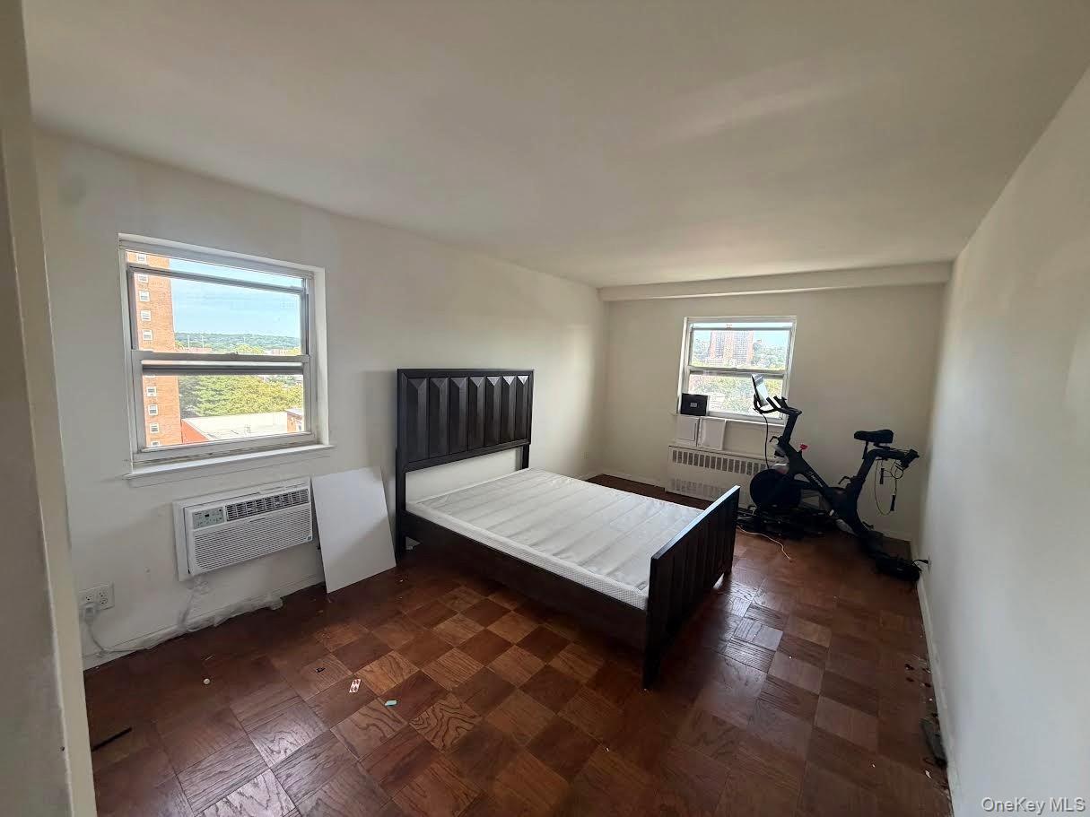 3240 Riverdale Avenue, Unit 3J photo 2