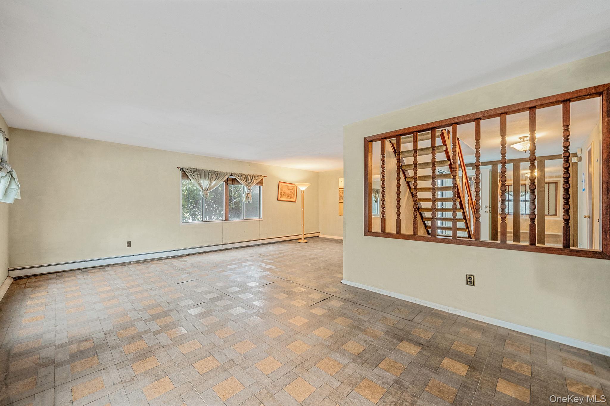 22 Meyer Lane – For Sale photo 16
