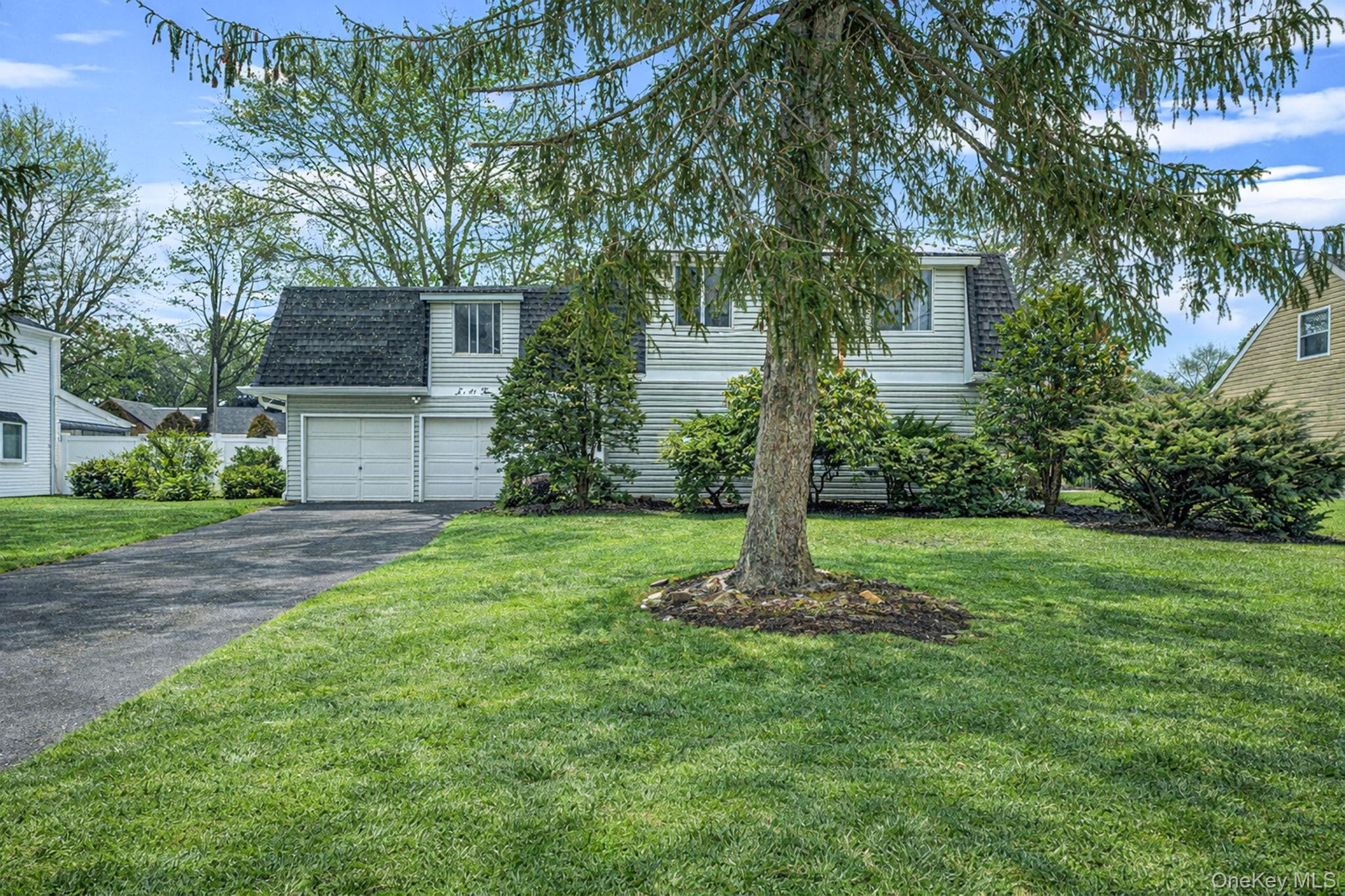 22 Meyer Lane – For Sale